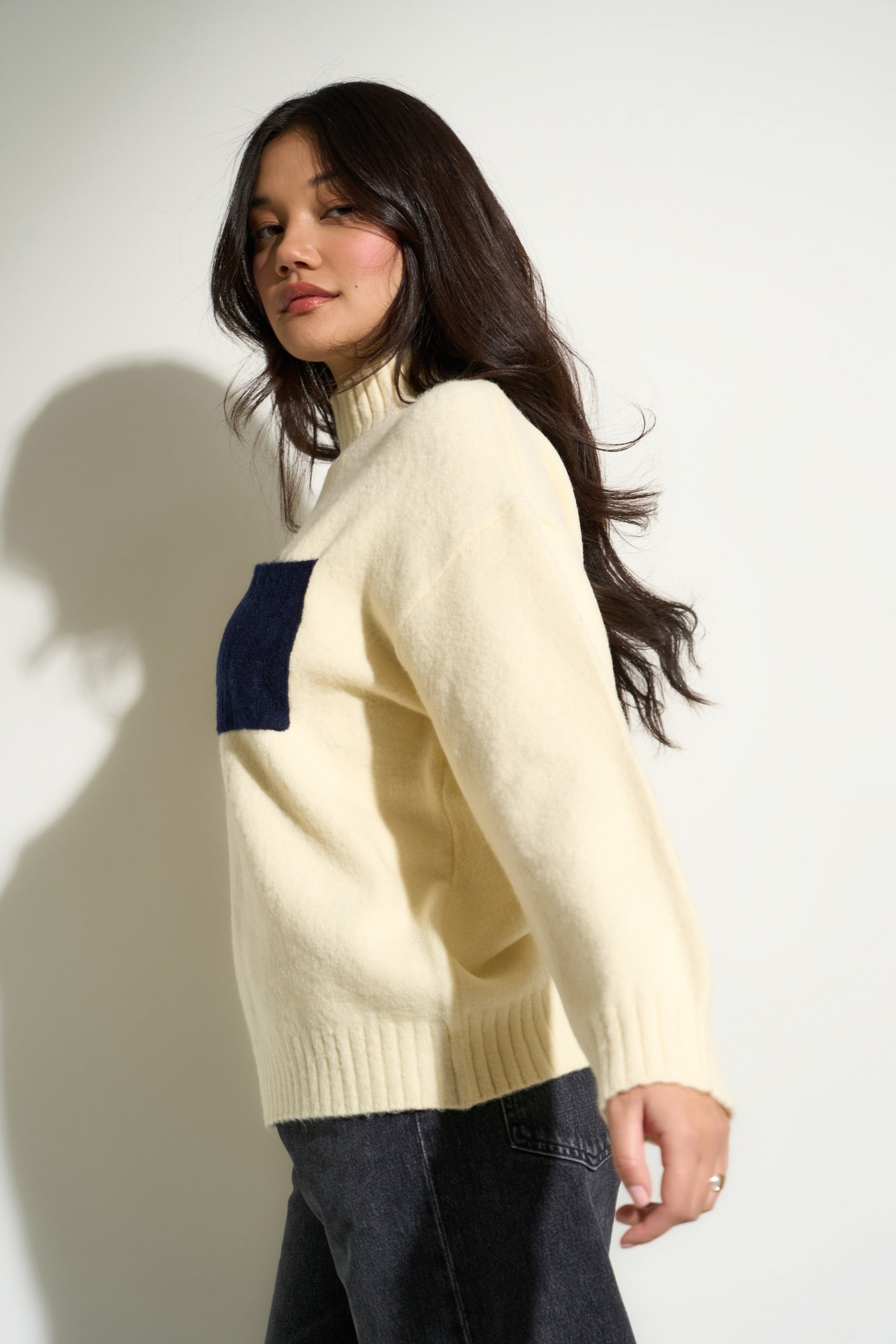 Callahan Knitwear - Bradley Oversized Turtleneck - Creme -