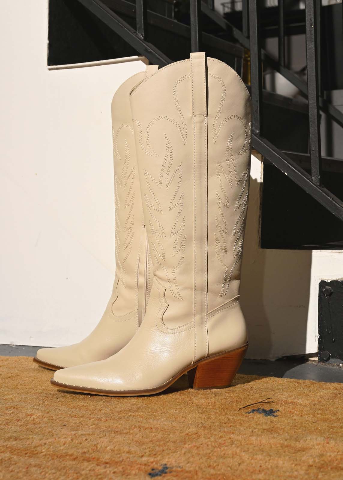 Matisse - Agency Cowboy Boots - Ivory -