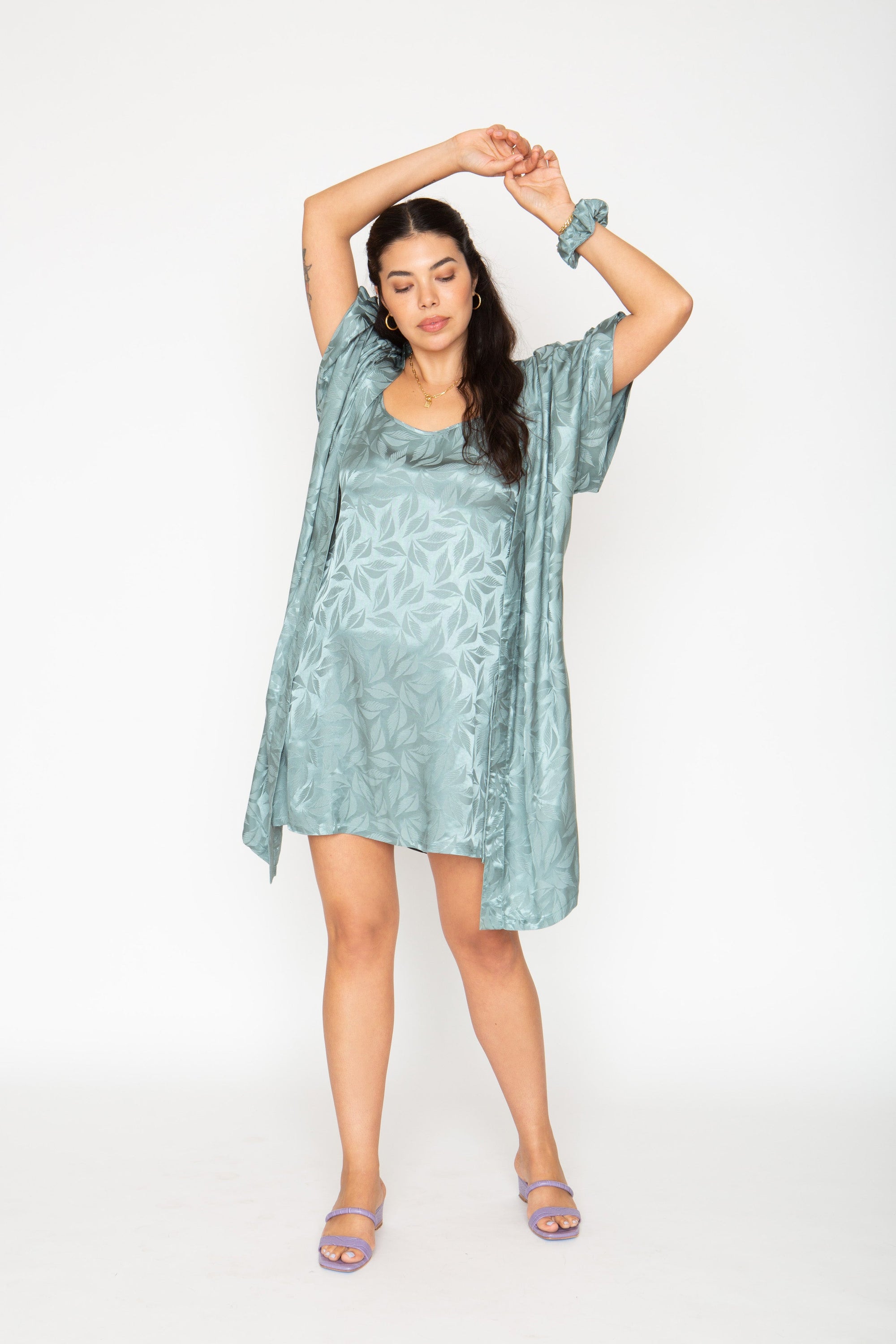 Be Idle - The Short Robe - Sea Foam Palm -