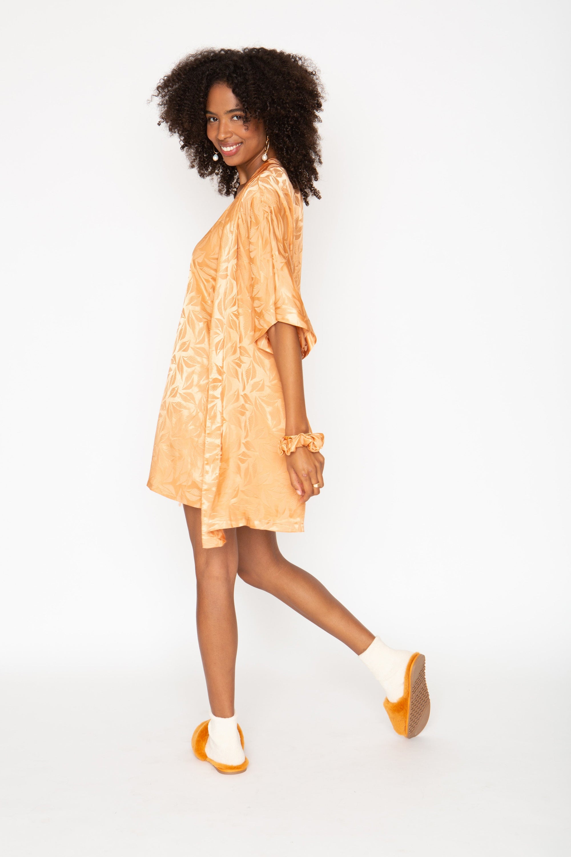 Be Idle - The Short Robe - Tangerine Palm -