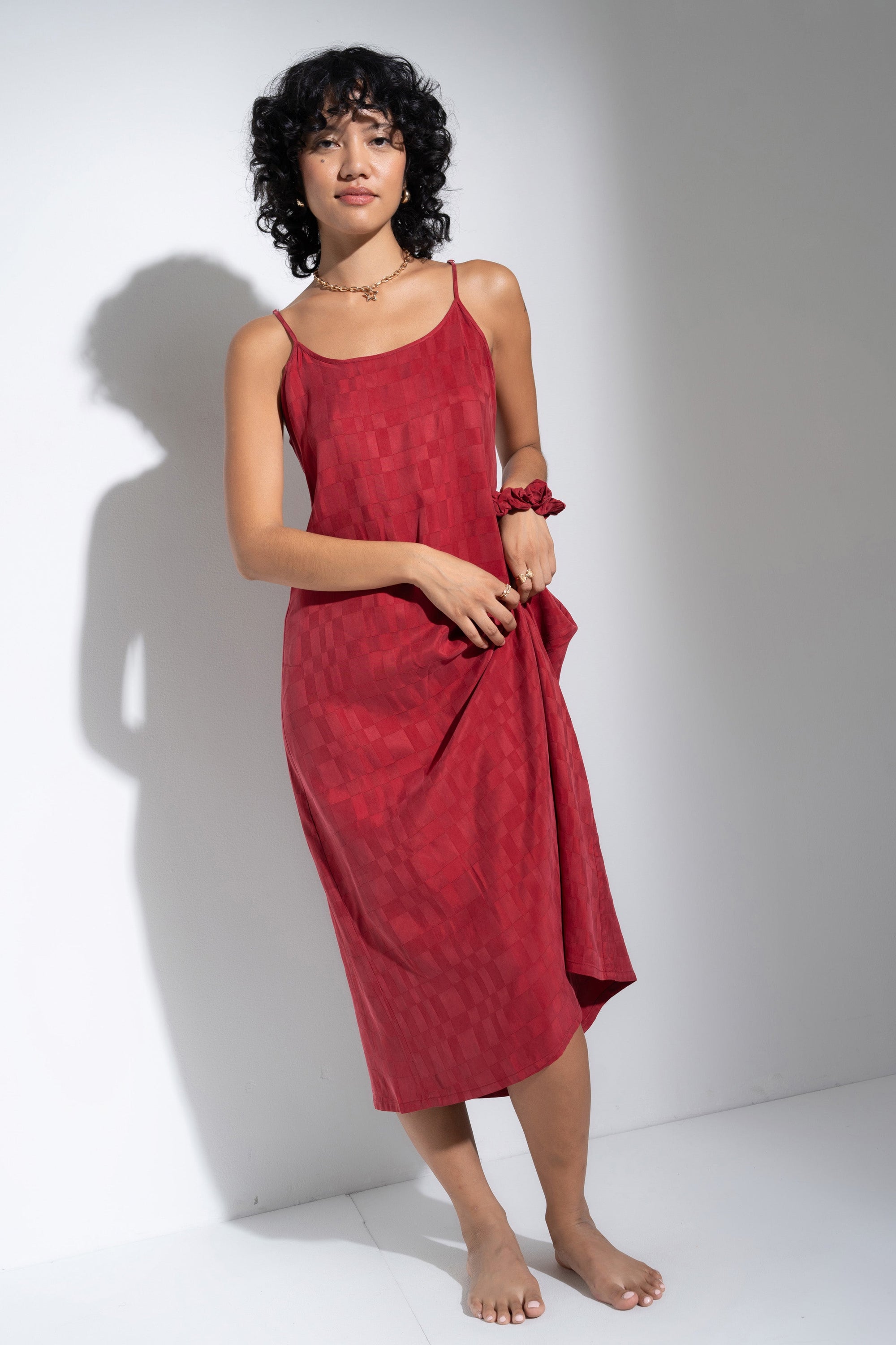 Be Idle - The Long Slip - Bloodred -