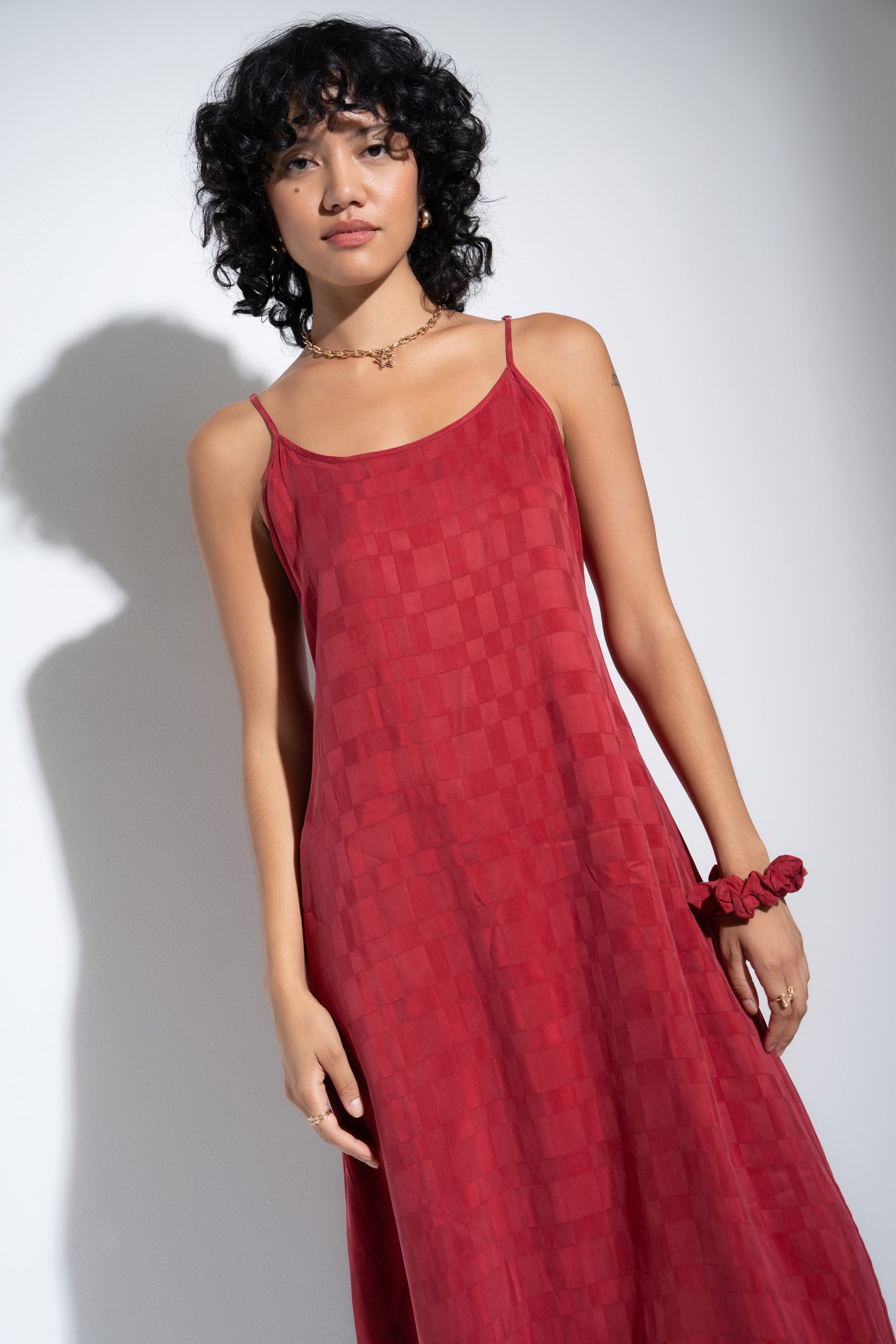 Be Idle - The Long Slip - Bloodred -