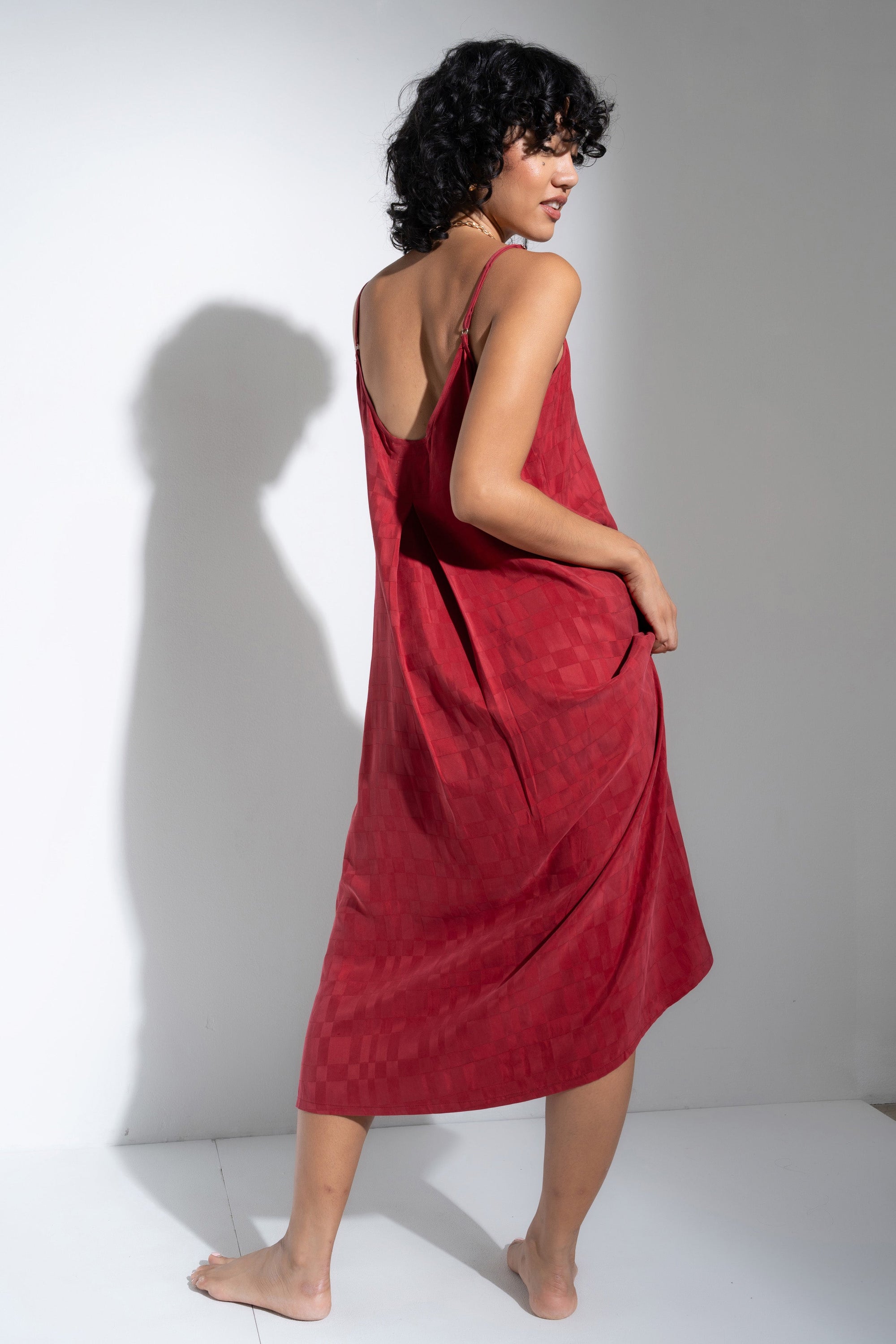 Be Idle - The Long Slip - Bloodred -
