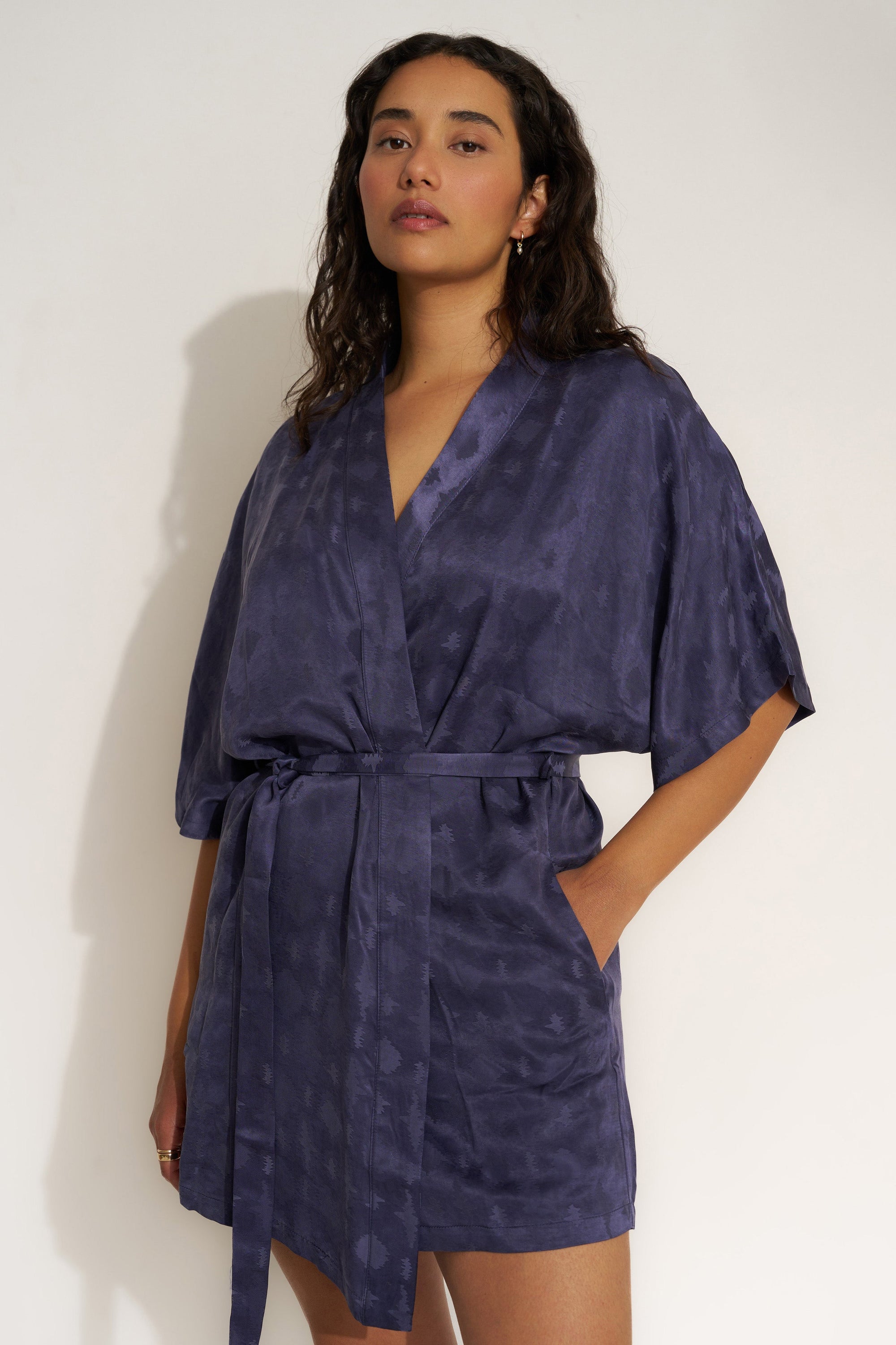 Be Idle - The Short Robe - Navy -