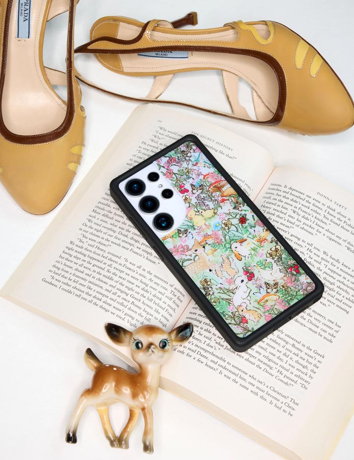 Lifestyle Image 01  Taylor Giavasis Samsung Galaxy Case