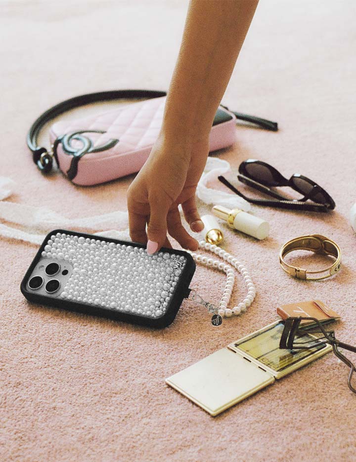 Lifestyle Image 02 White Peal iPhone Case