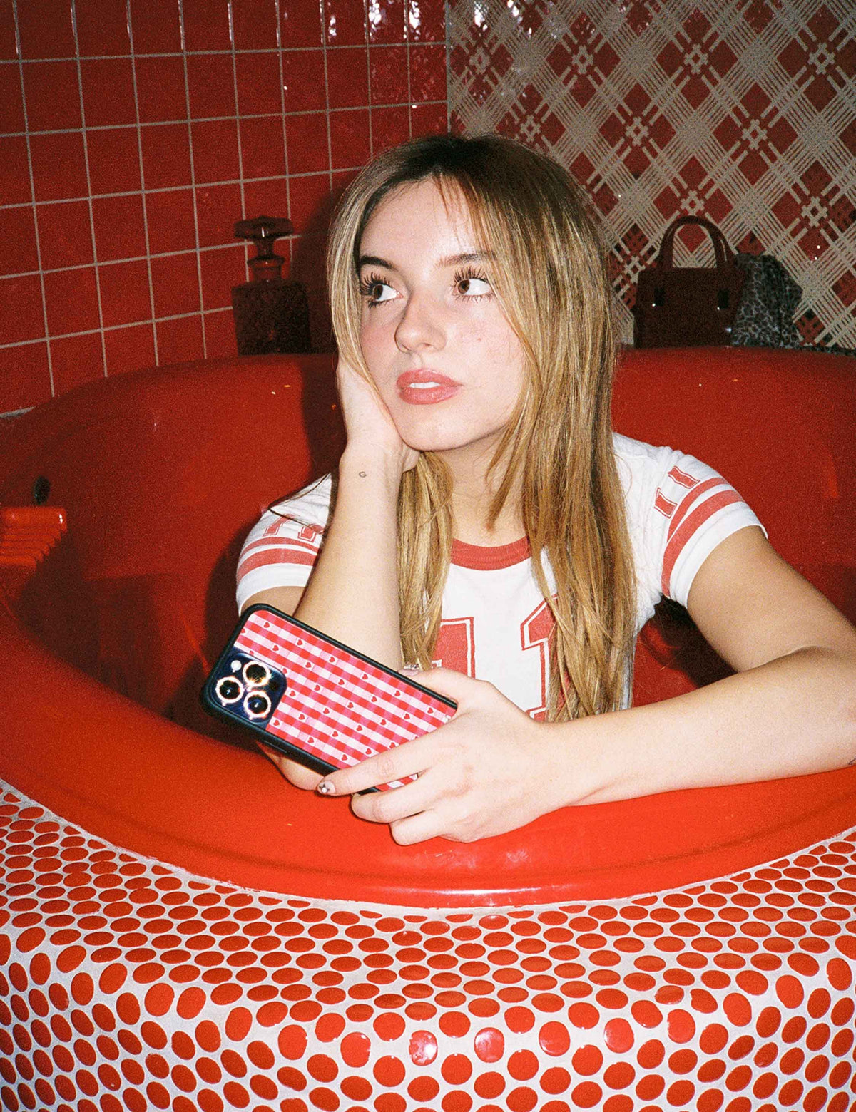 Supporting Image 05 Red Gingham Hearts iPhone Case