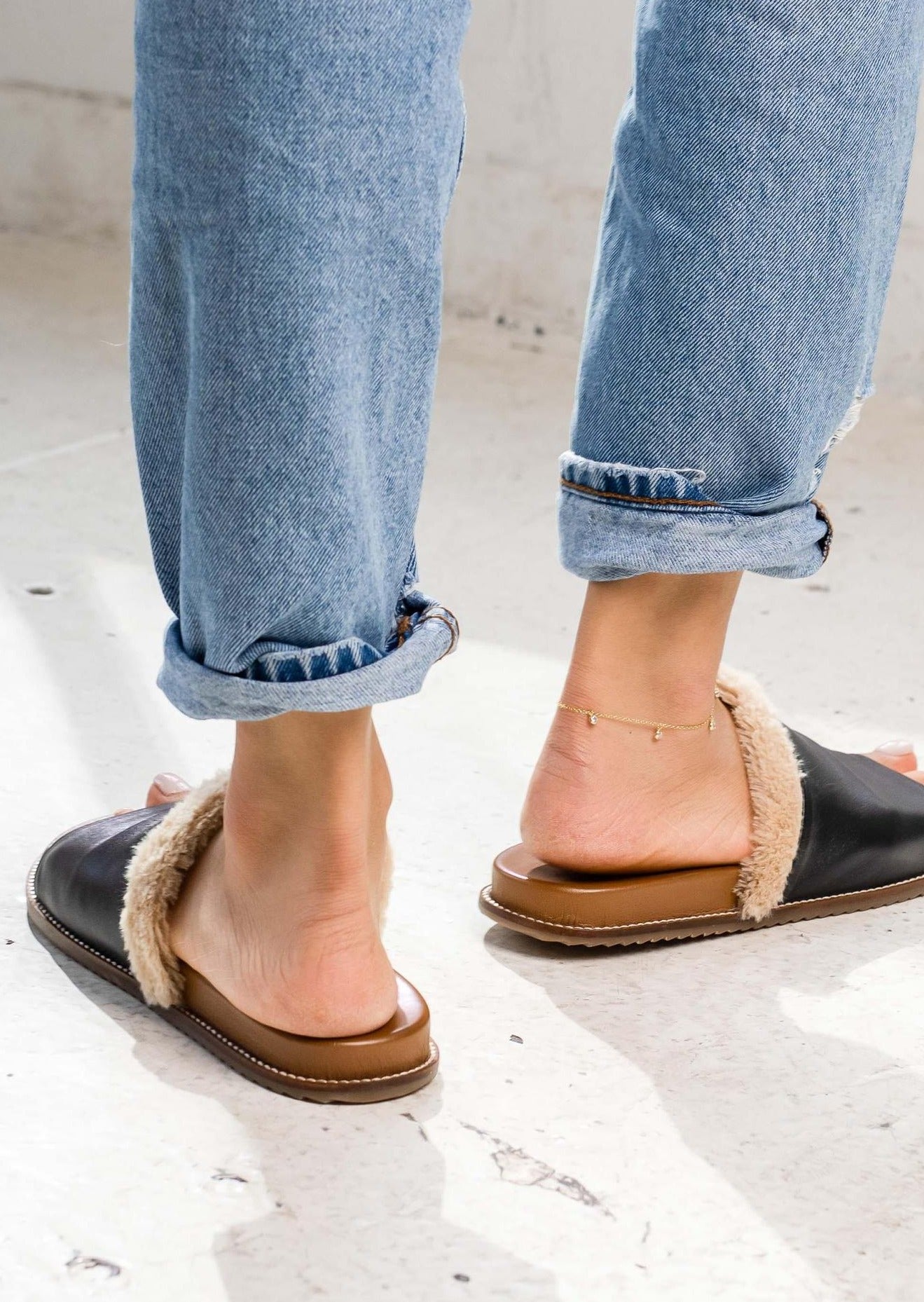 salt + umber - Malibu - Black -