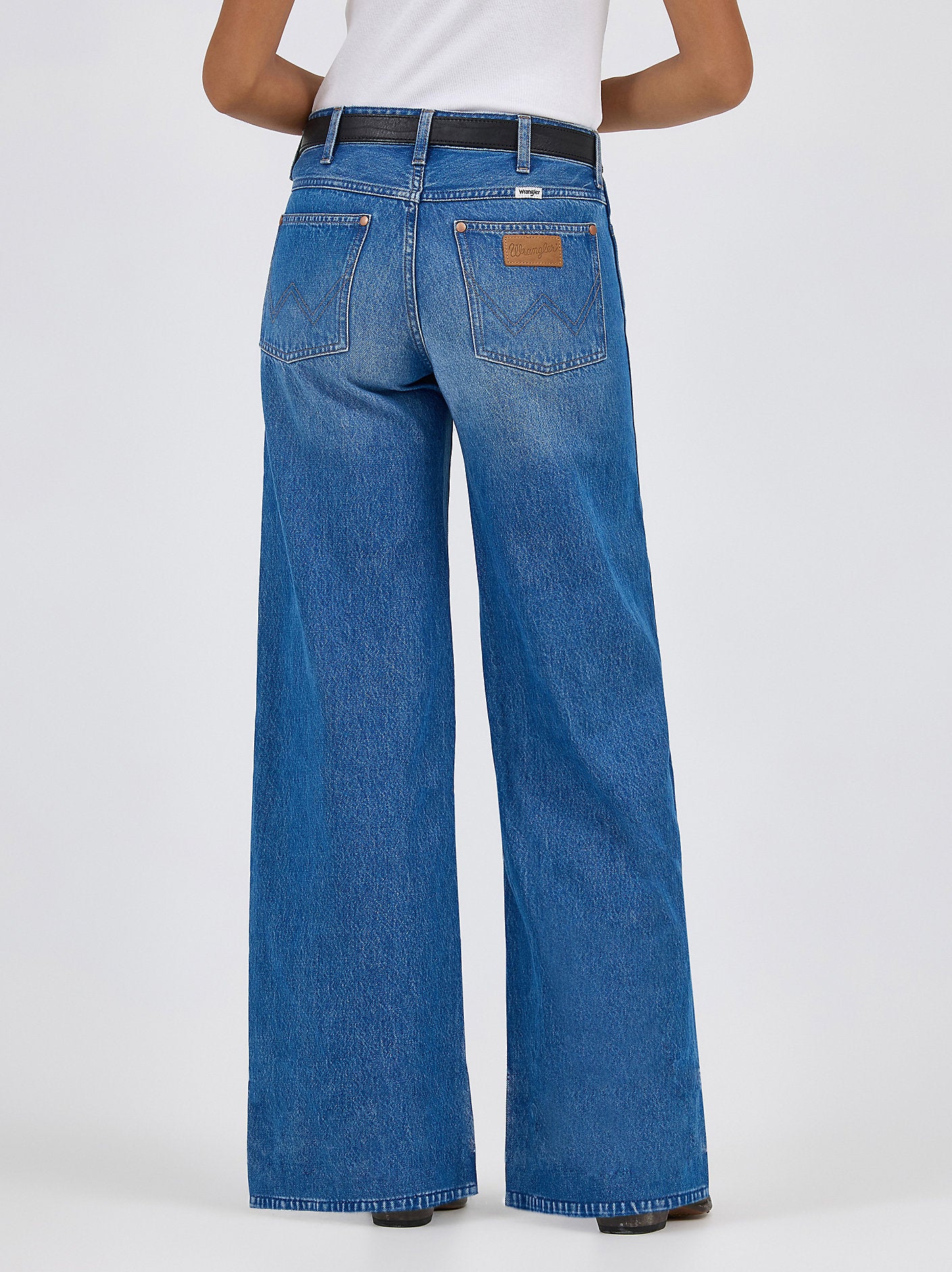 Wrangler - Worldwide Wide Leg - Ranch Housedown -