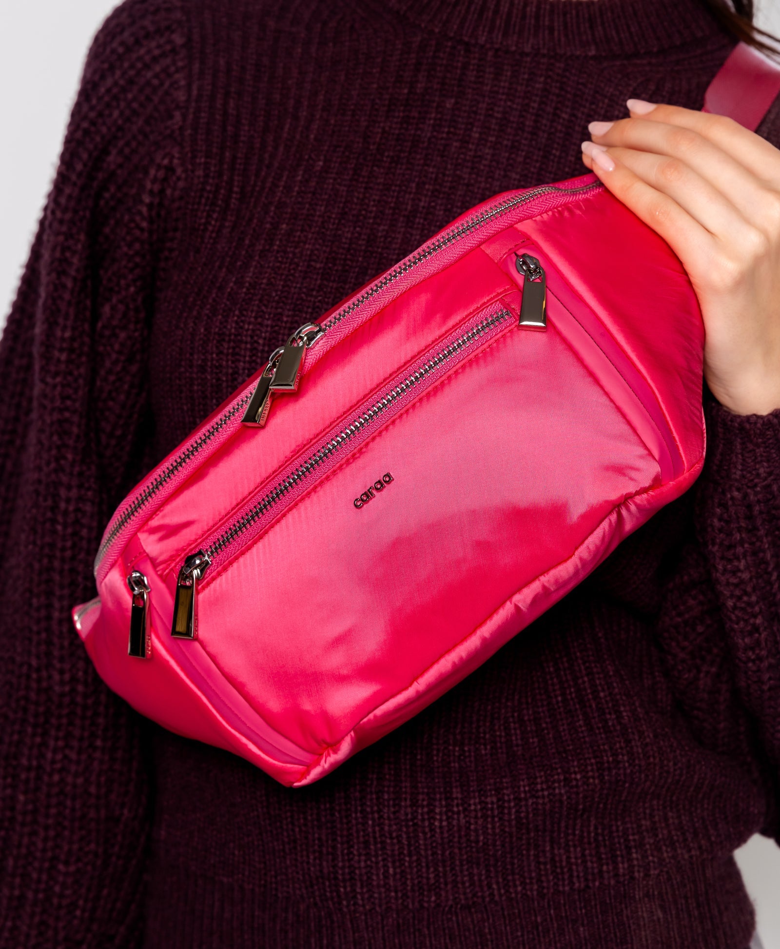 Caraa - Medium Sling - Hot Pink -