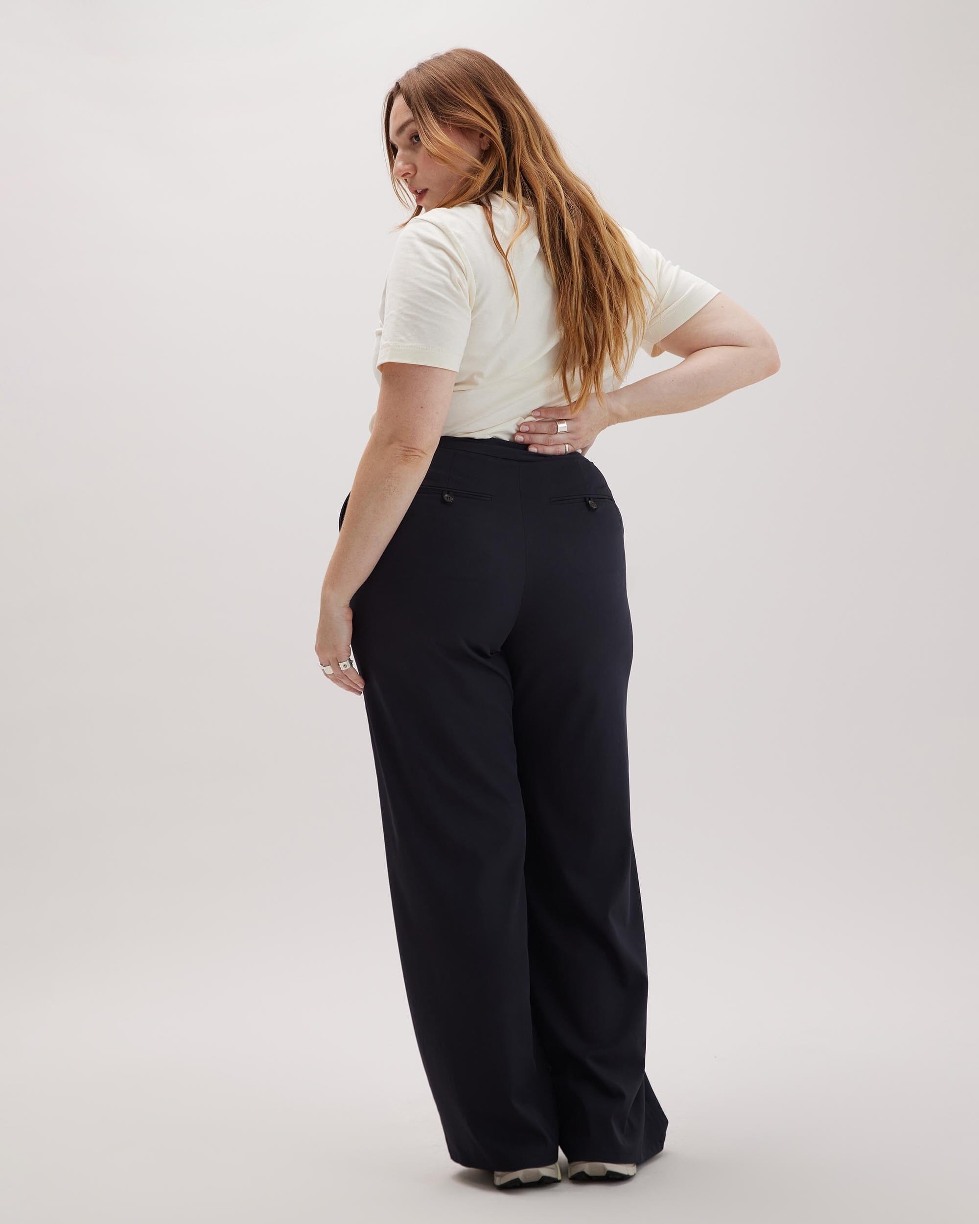 Richer Poorer - Sophia Fluid Wide Leg Trouser - Black -
