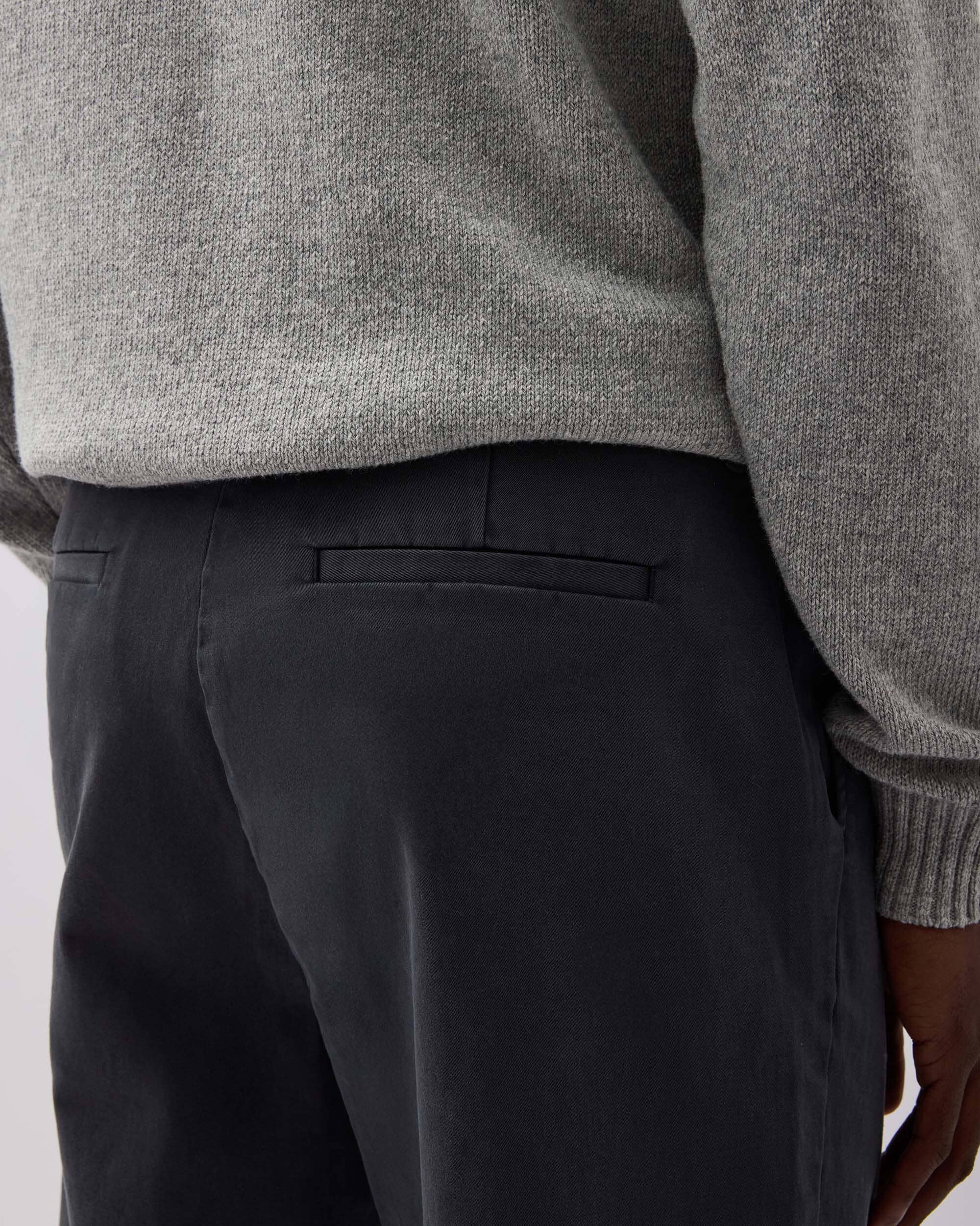 Richer Poorer - Mens Pleated Lightweight Chino - Black -