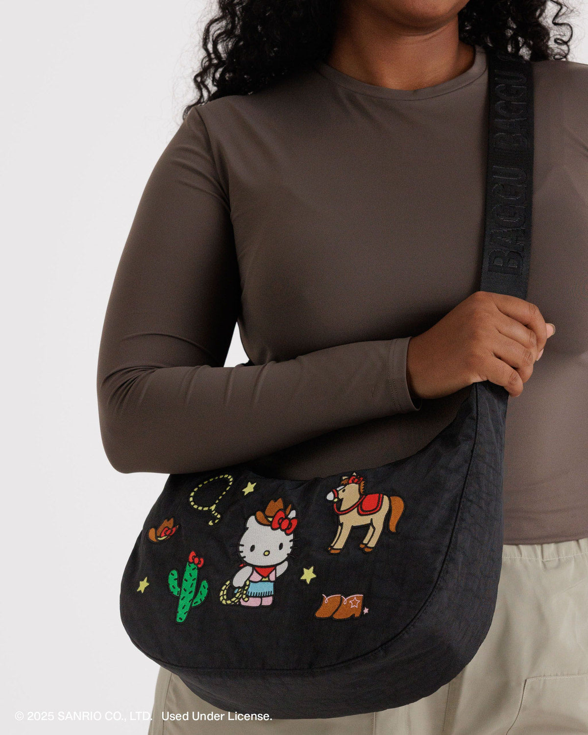 Baggu - Medium Nylon Crescent Bag - Embroidered Hello Kitty Western -