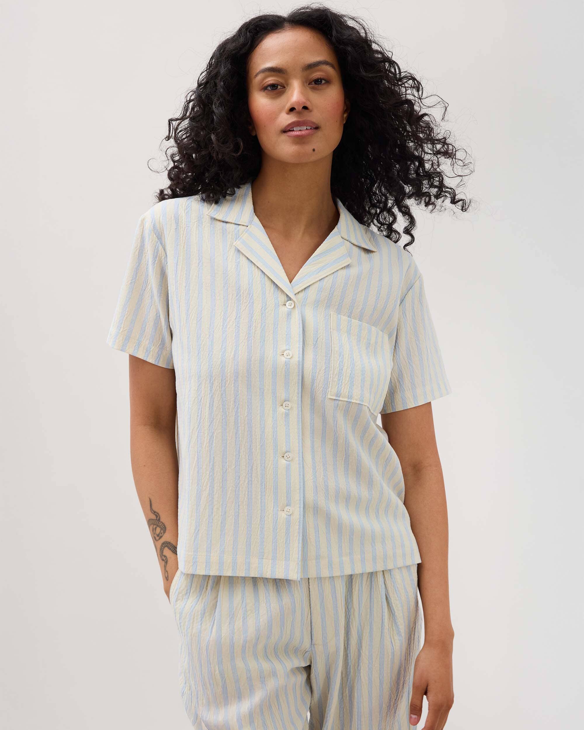 Richer Poorer - Palermo Short Sleeve Camp Shirt - Vanilla Blue Stripe -