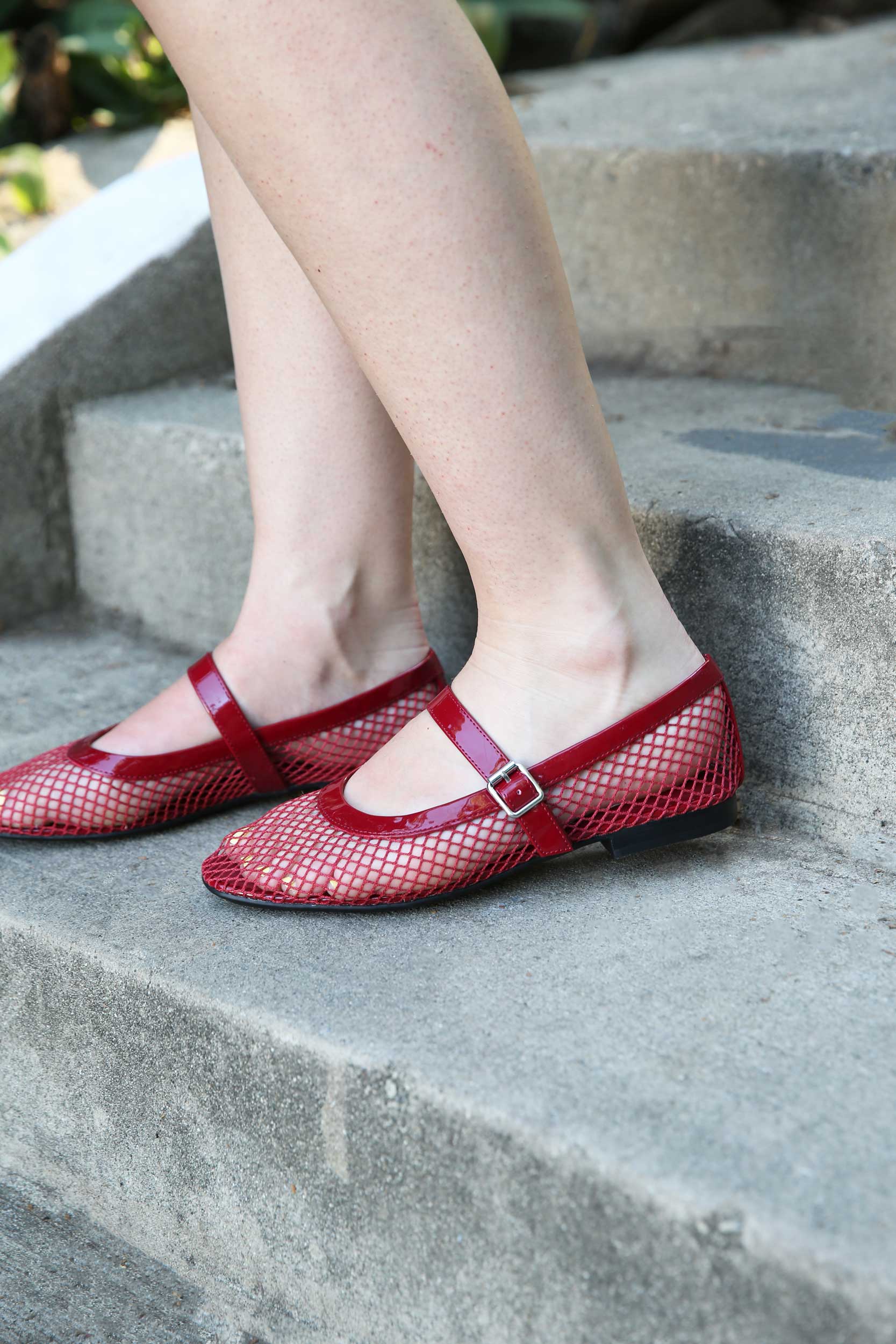 MIA - Rayza Flat - Red Mesh -