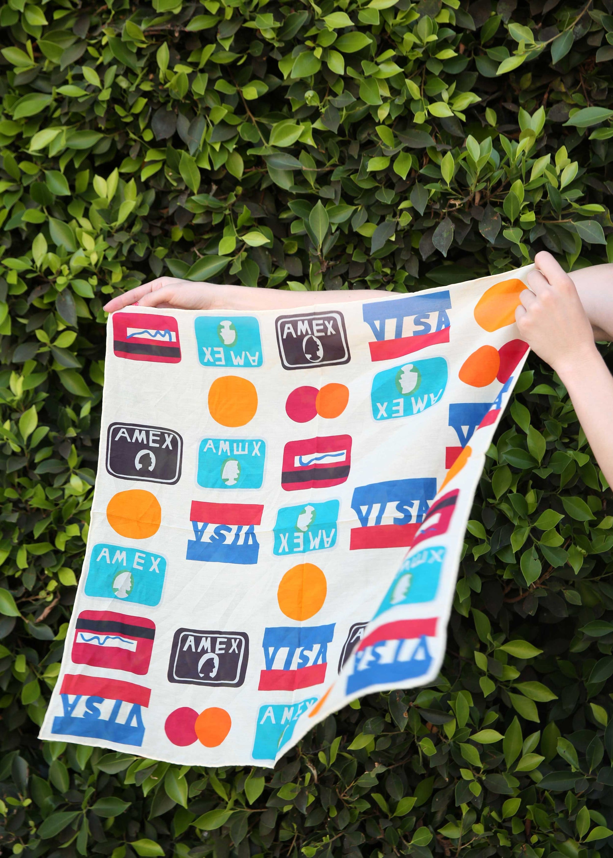 Eloi - Green Scarf -