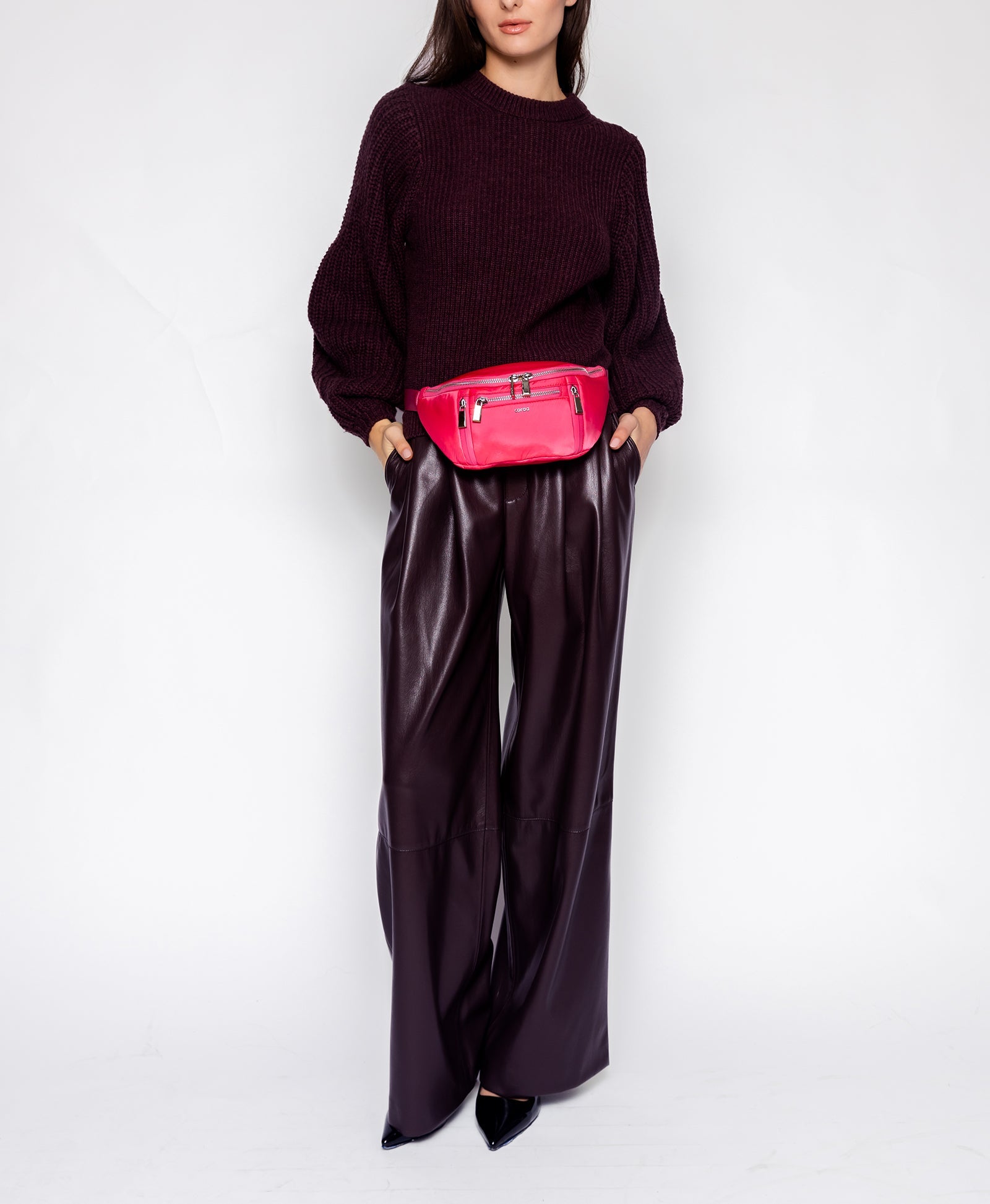 Caraa - Small Sling - Hot Pink -