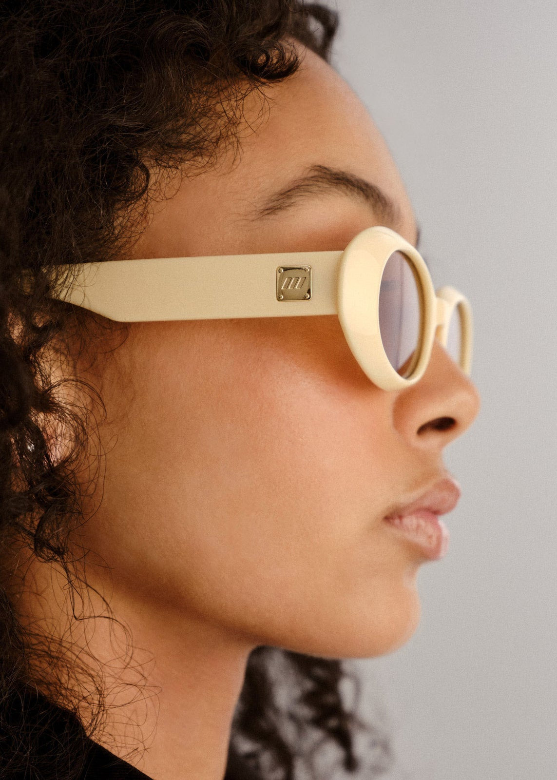 Le Specs - Work It! - Ivory -