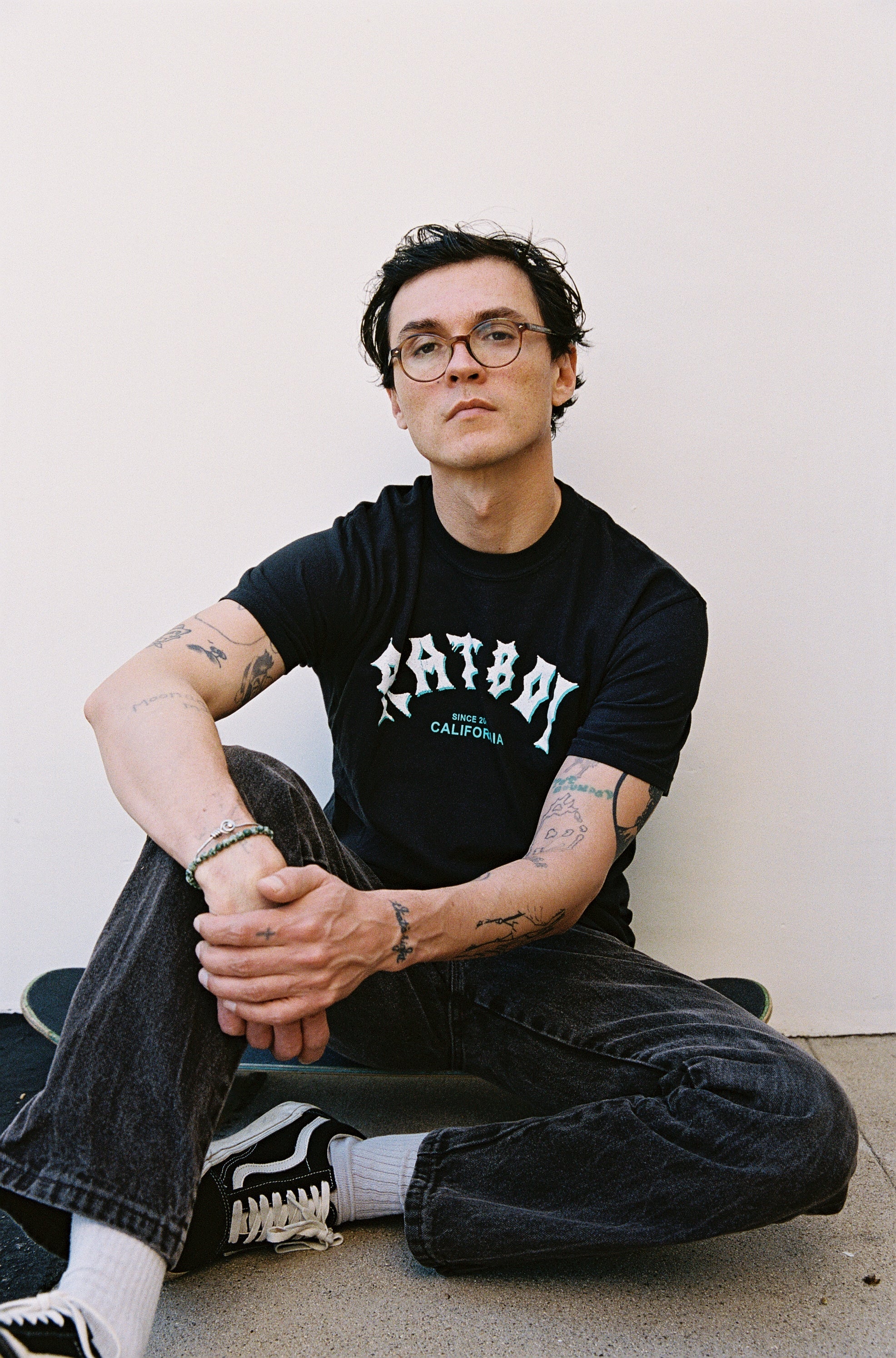 Rat Boi - Surf Logo T-Shirt - Onyx -