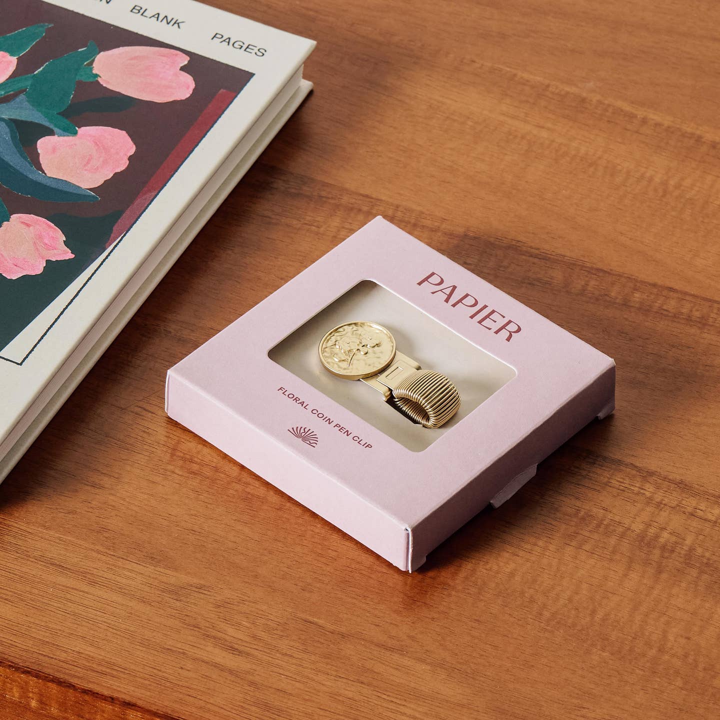 Papier - Floral Coin Pen Clip -