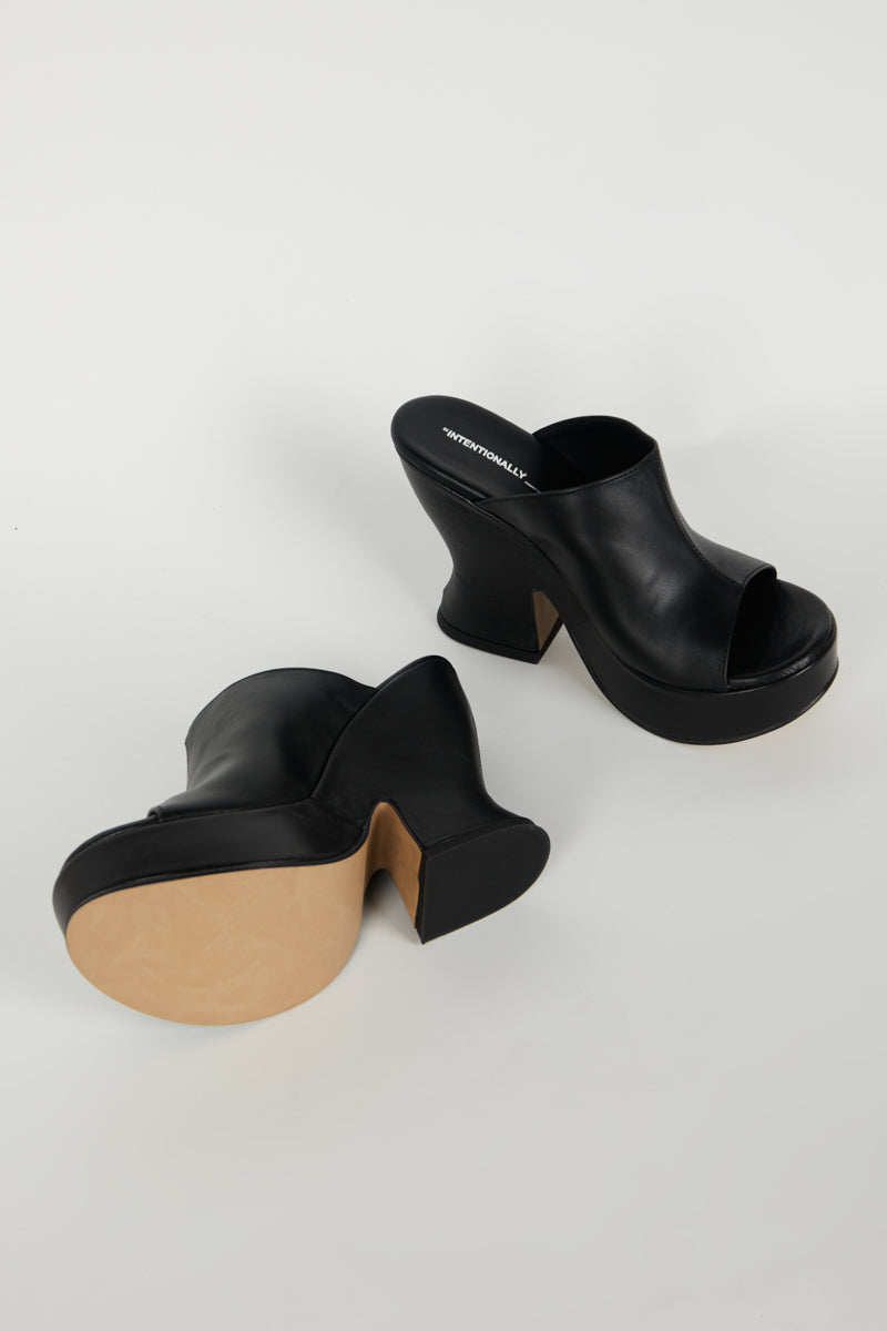 Intentionally Blank - Adieu Platform -