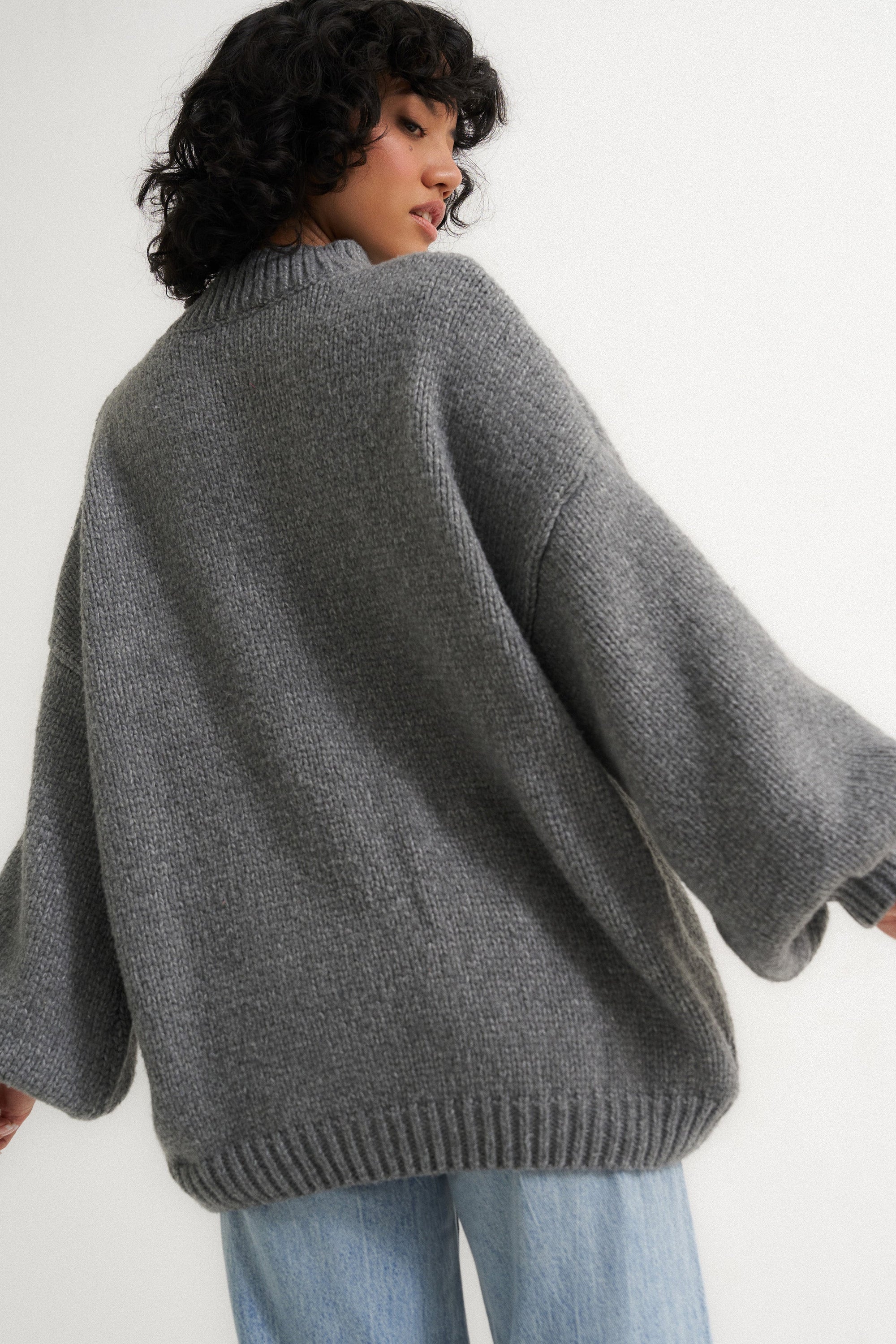 Callahan Knitwear - Bellamy Pullover - Dark Heather Grey -