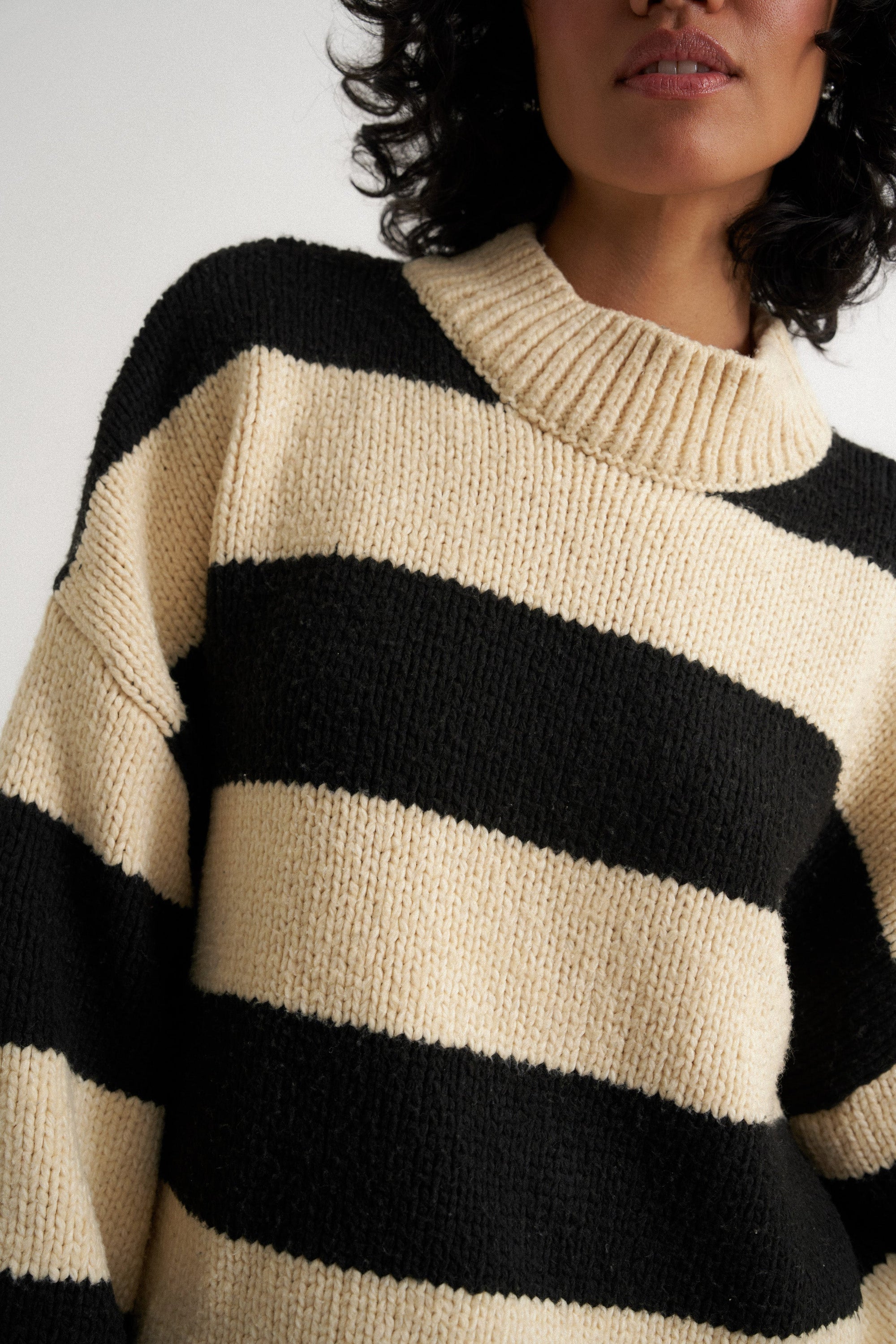 Callahan Knitwear - Bellamy Pullover - Black Stripe -