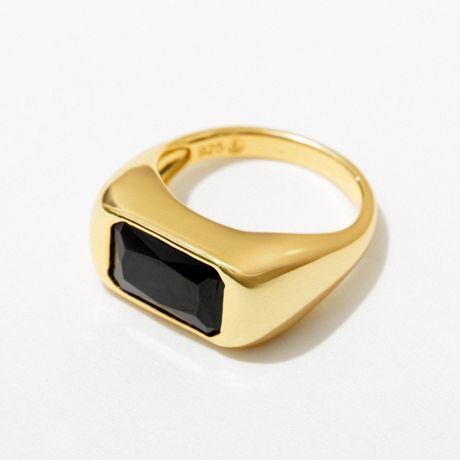 Larissa Loden - Chunky Bezel Ring - Black