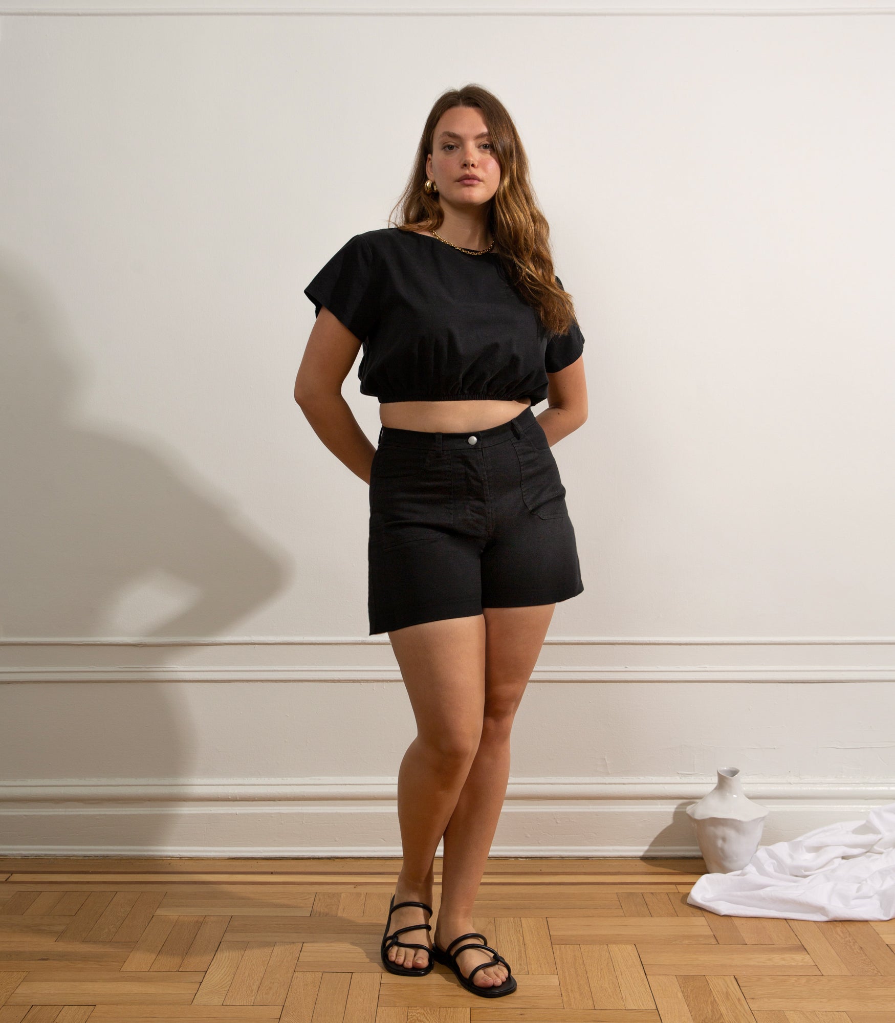 Simone Shorts in Black | LOUP