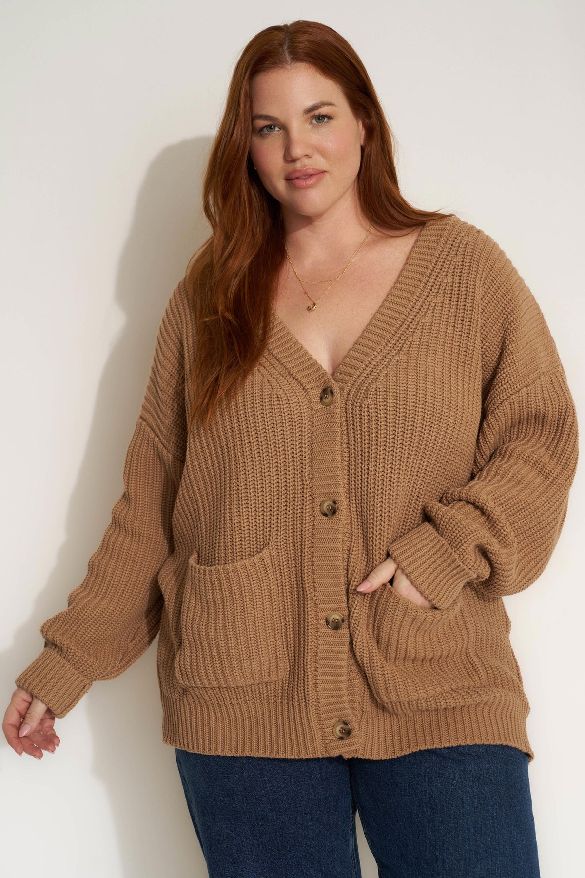 Callahan Knitwear - The Cardigan - Camel -