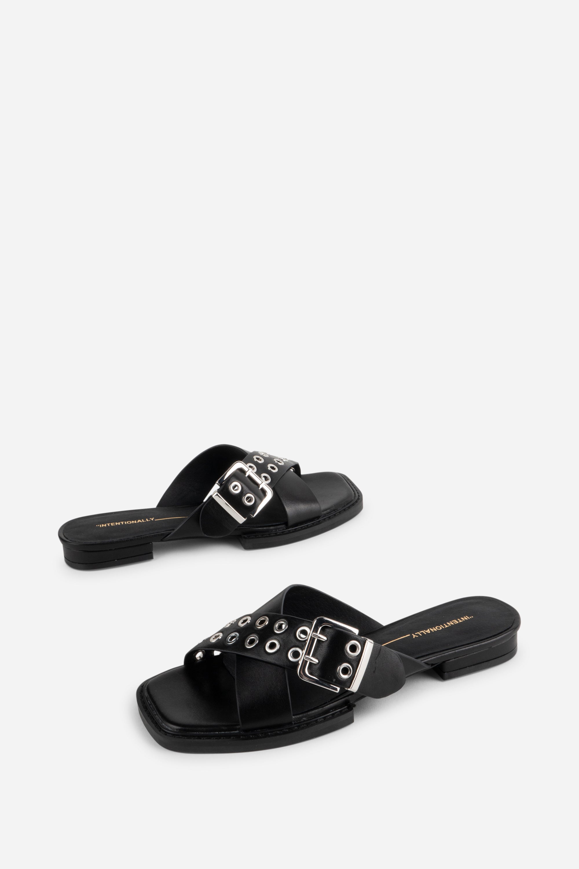 Intentionally Blank - Clipz Leather Sandal -