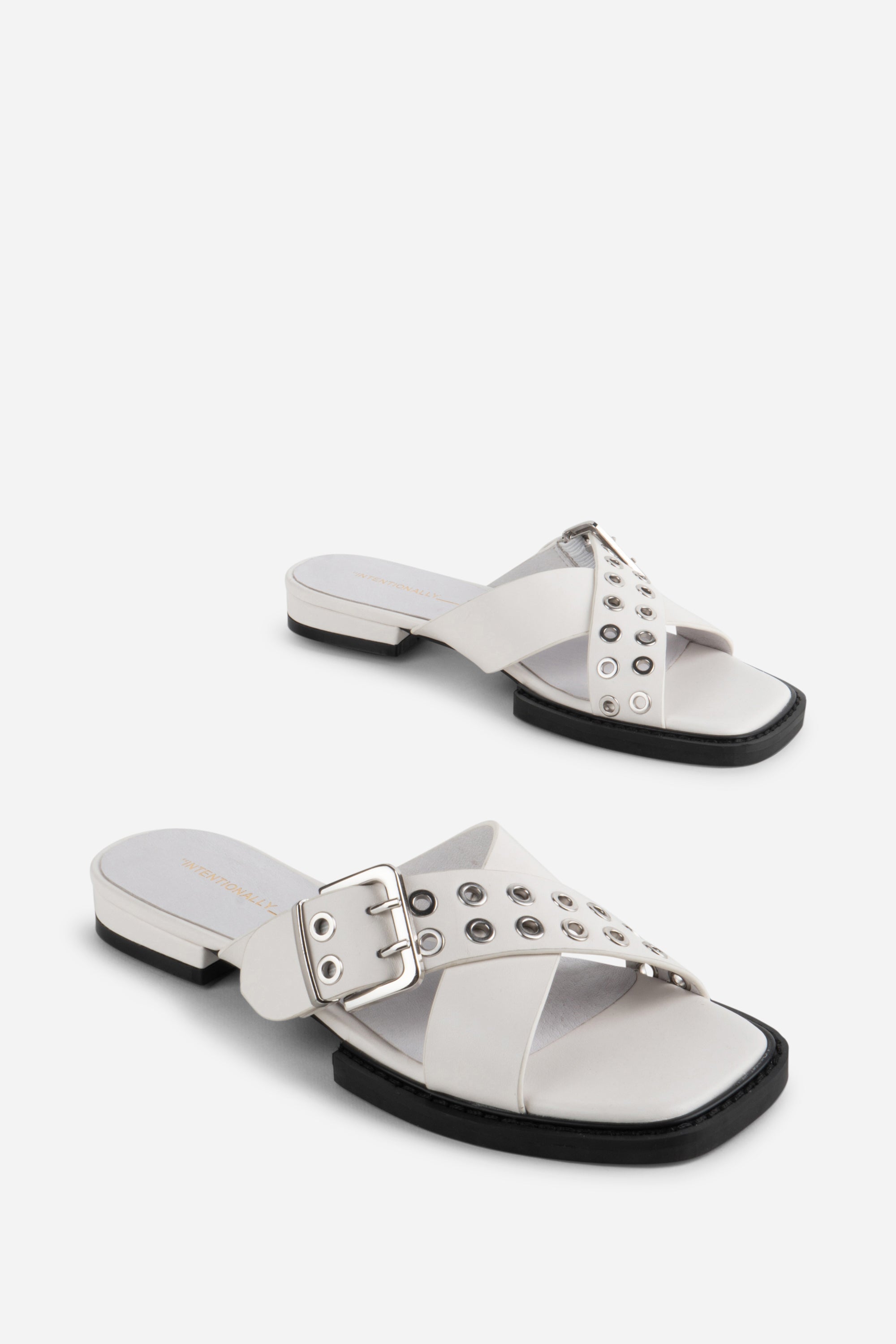 Intentionally Blank - Clipz Leather Sandal -