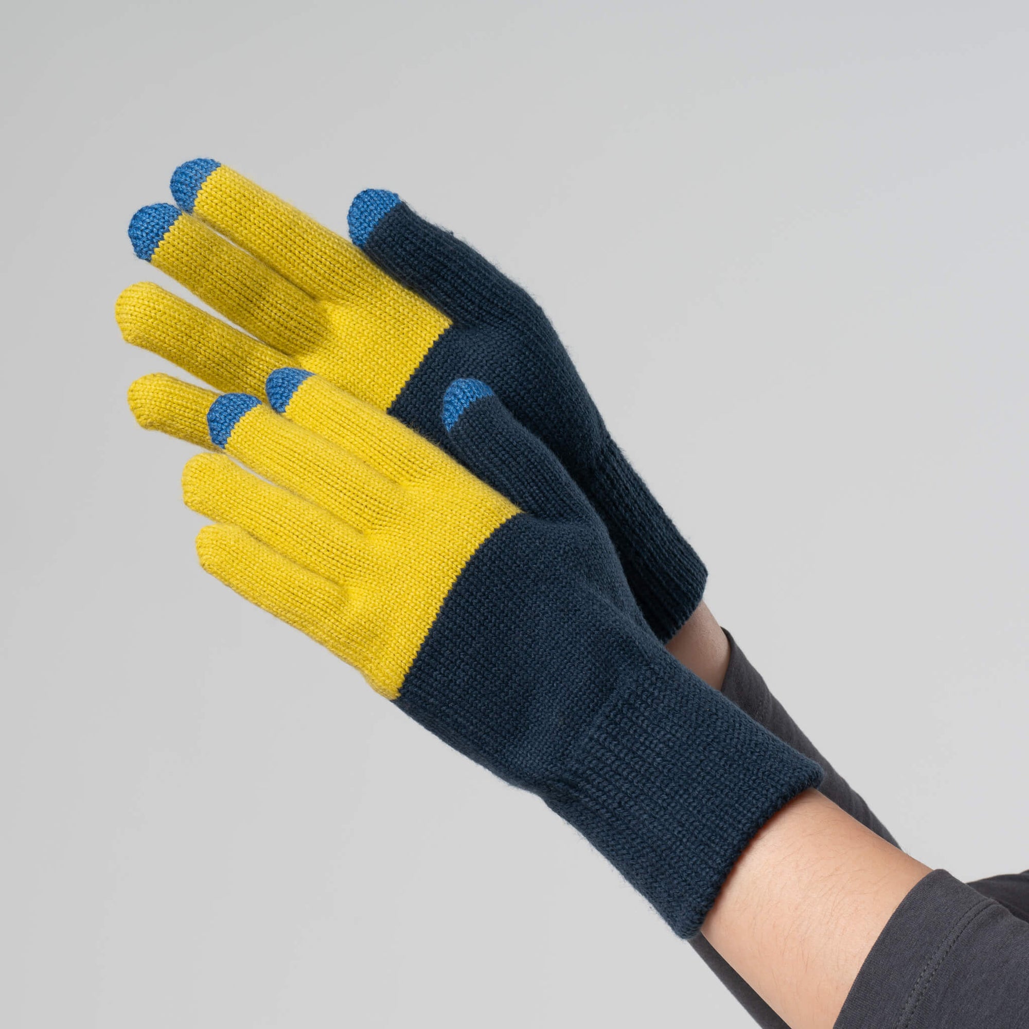 Verloop - Colorblock Knit Touchscreen Gloves -