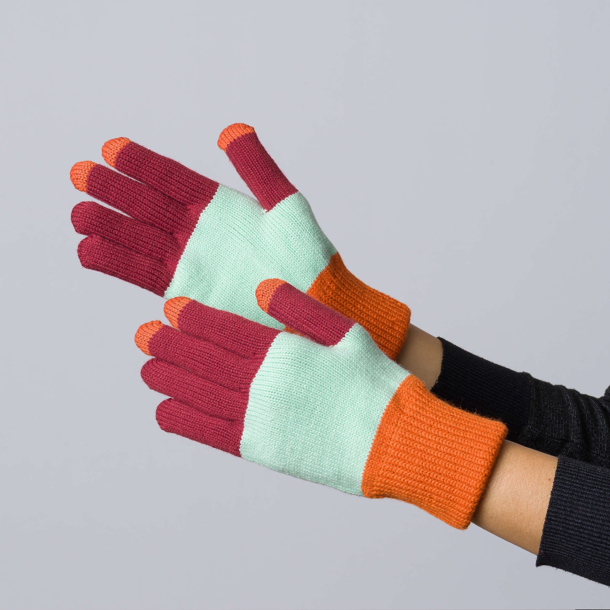 Verloop - Trio Colorblock Knit Touchscreen Gloves -