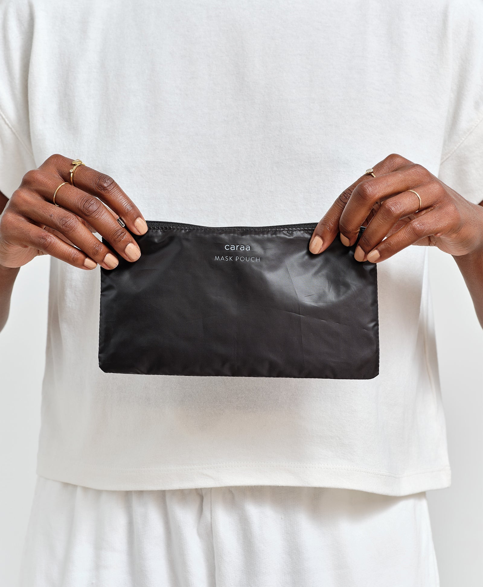 Caraa - Mask Pouch - Black -