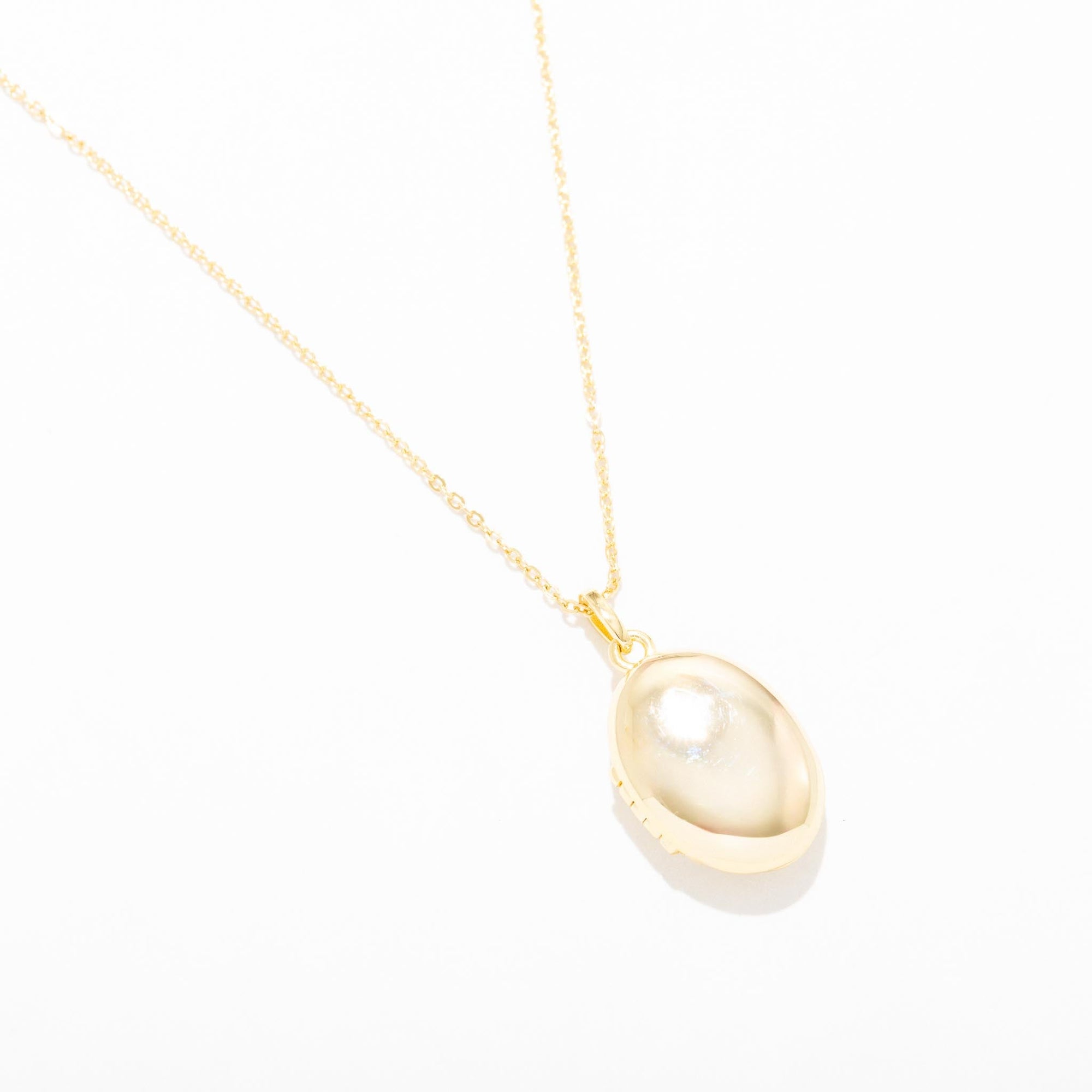 Larissa Loden - Evelyn Locket Necklace -