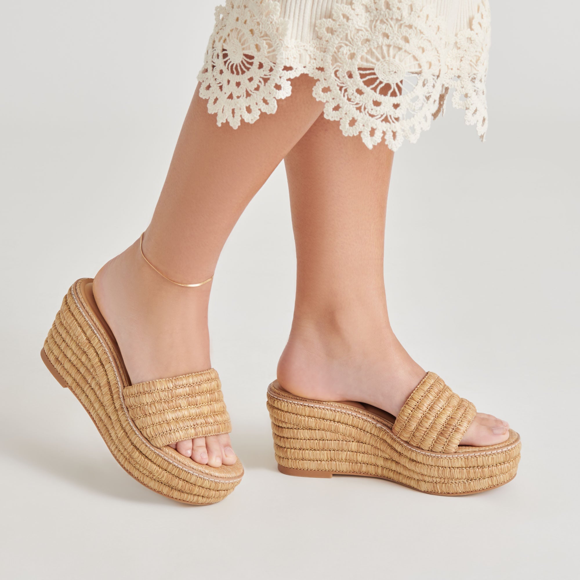 Dolce Vita - Throne Wedges -