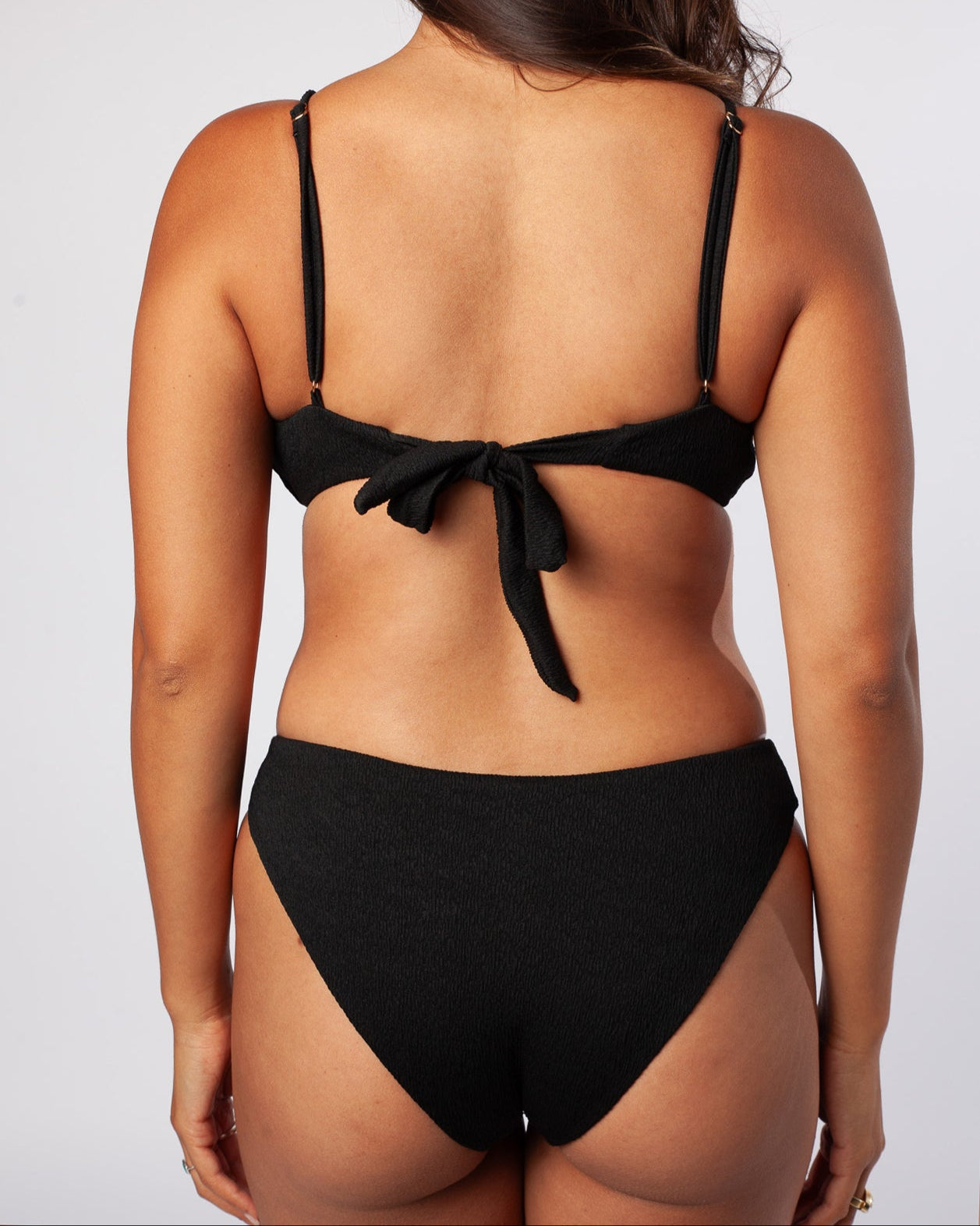 Serei Swim - Devi U-Wire Top - Textured Black -