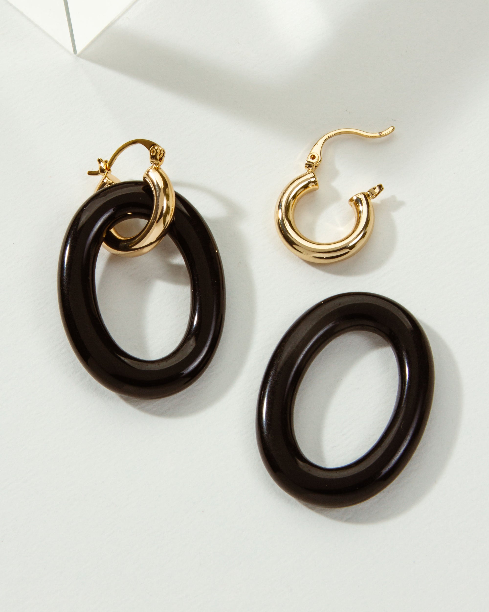 Luna Norte - Simply Charmed Oval Hoop Earring - Black Obsidian