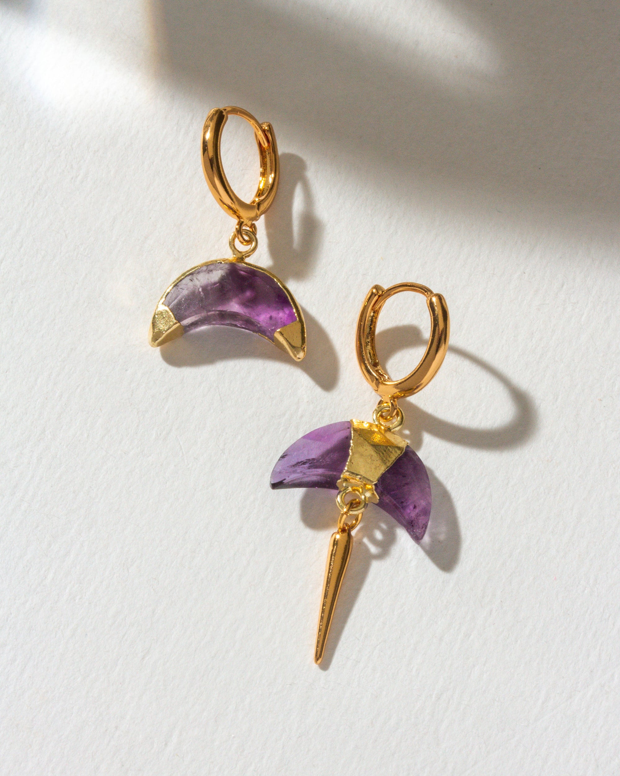 Luna Norte - Crescent Horn Mismatched Huggie Hoop Earring - Amethyst
