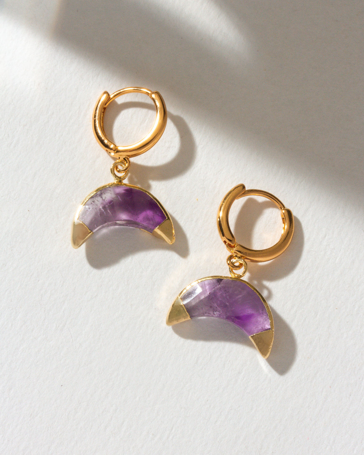 Luna Norte - Crescent Horn Huggie Hoop Earring - Amethyst