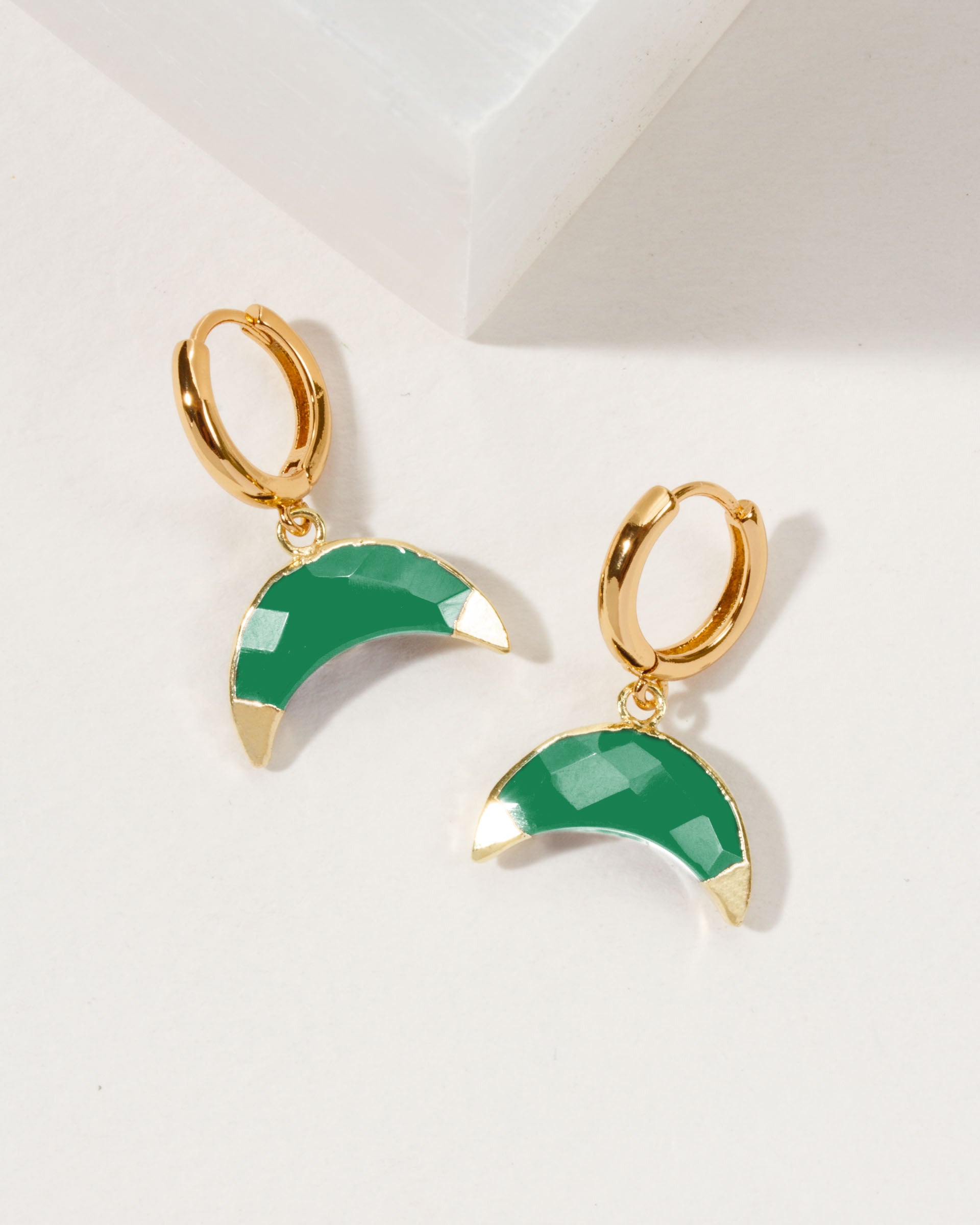 Luna Norte - Crescent Horn Huggie Hoop Earring - Green Chalcedony