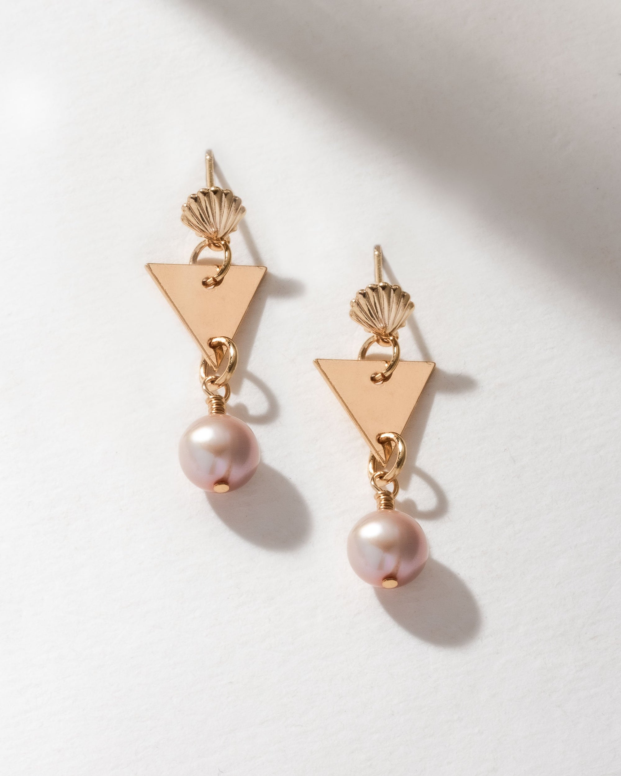 Luna Norte - Thingamabob Treasures Pearl Post Earrings -