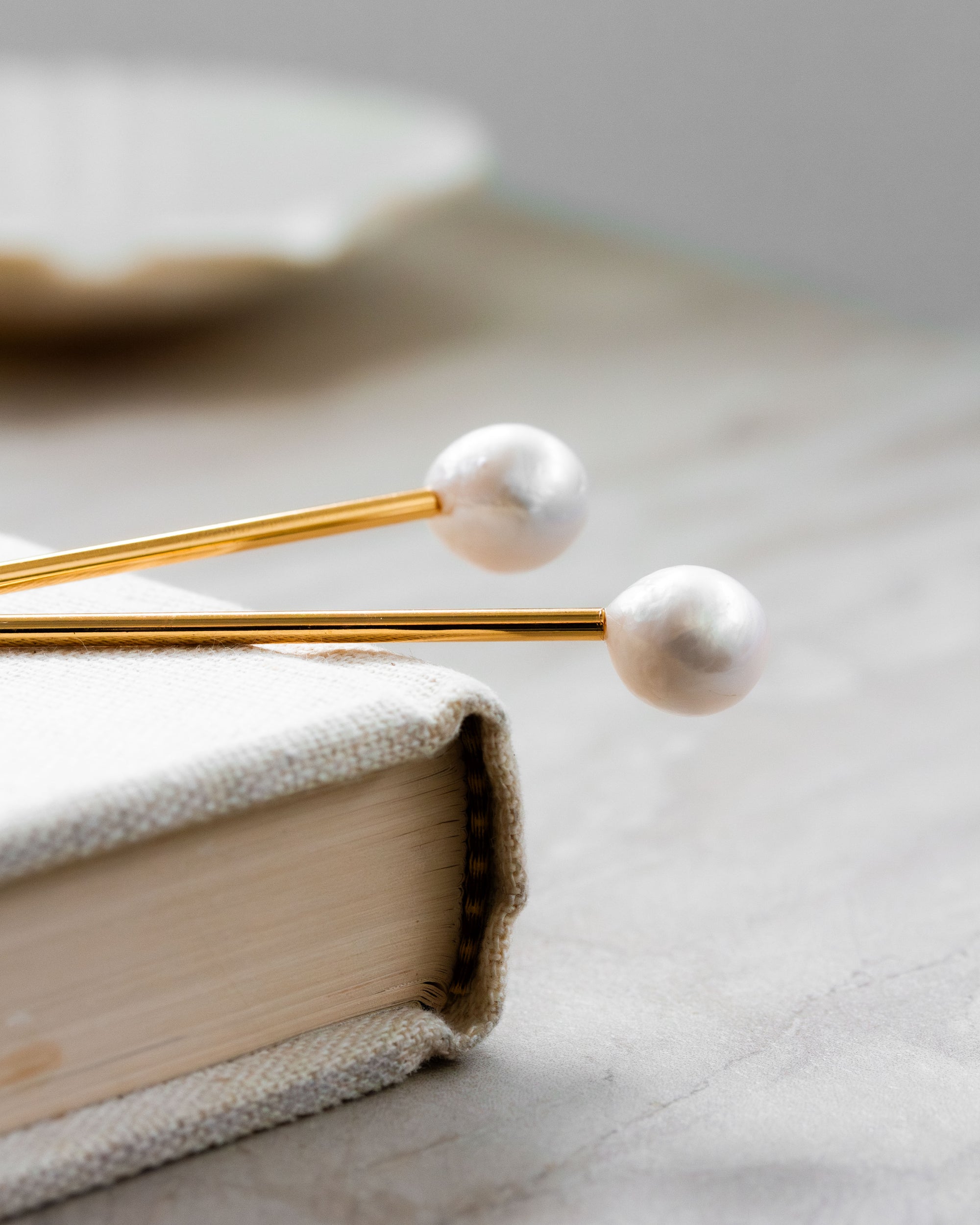 Luna Norte - Ebb and Flow Pearl Hair Pin Jewelry -