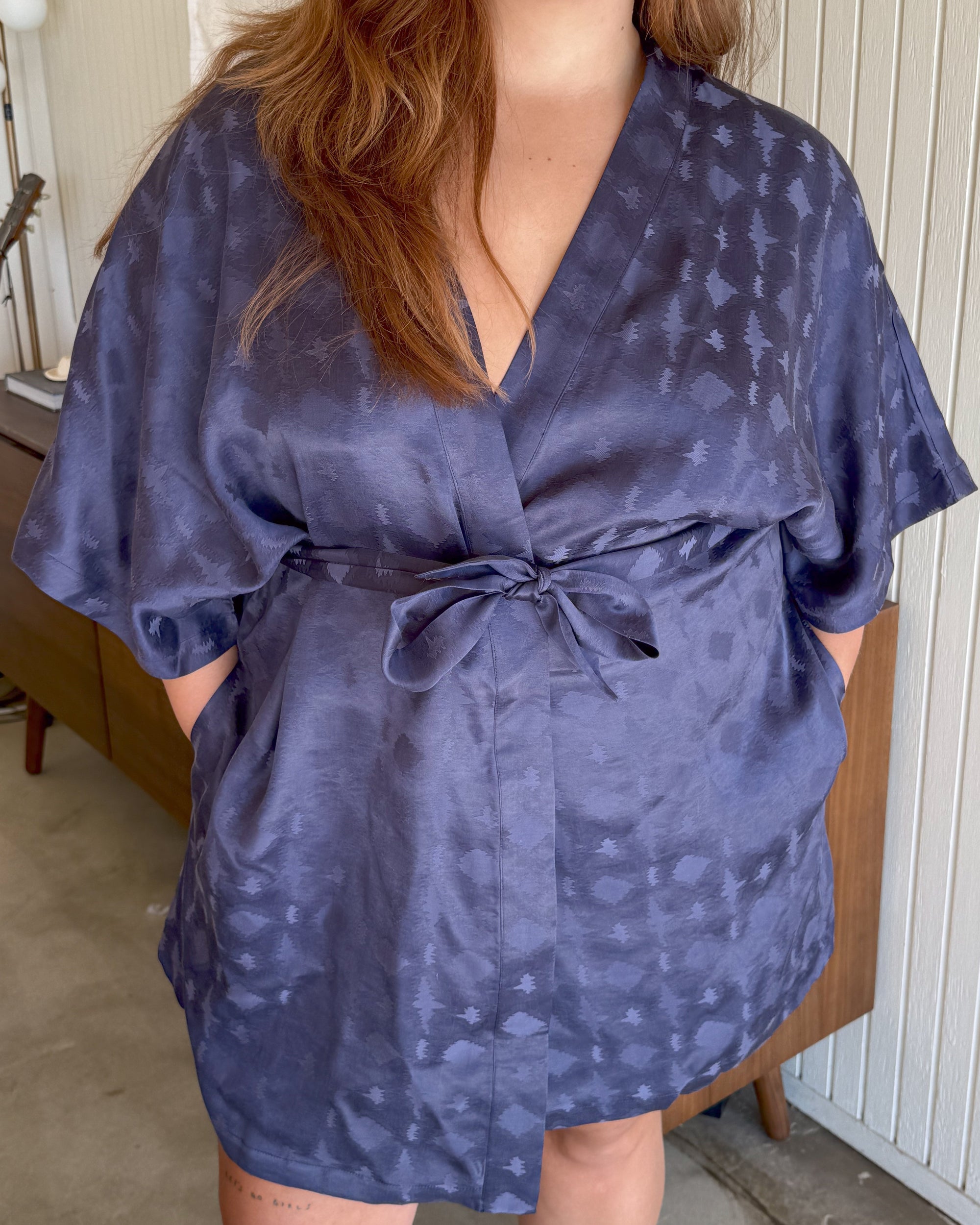 Be Idle - The Short Robe - Navy -