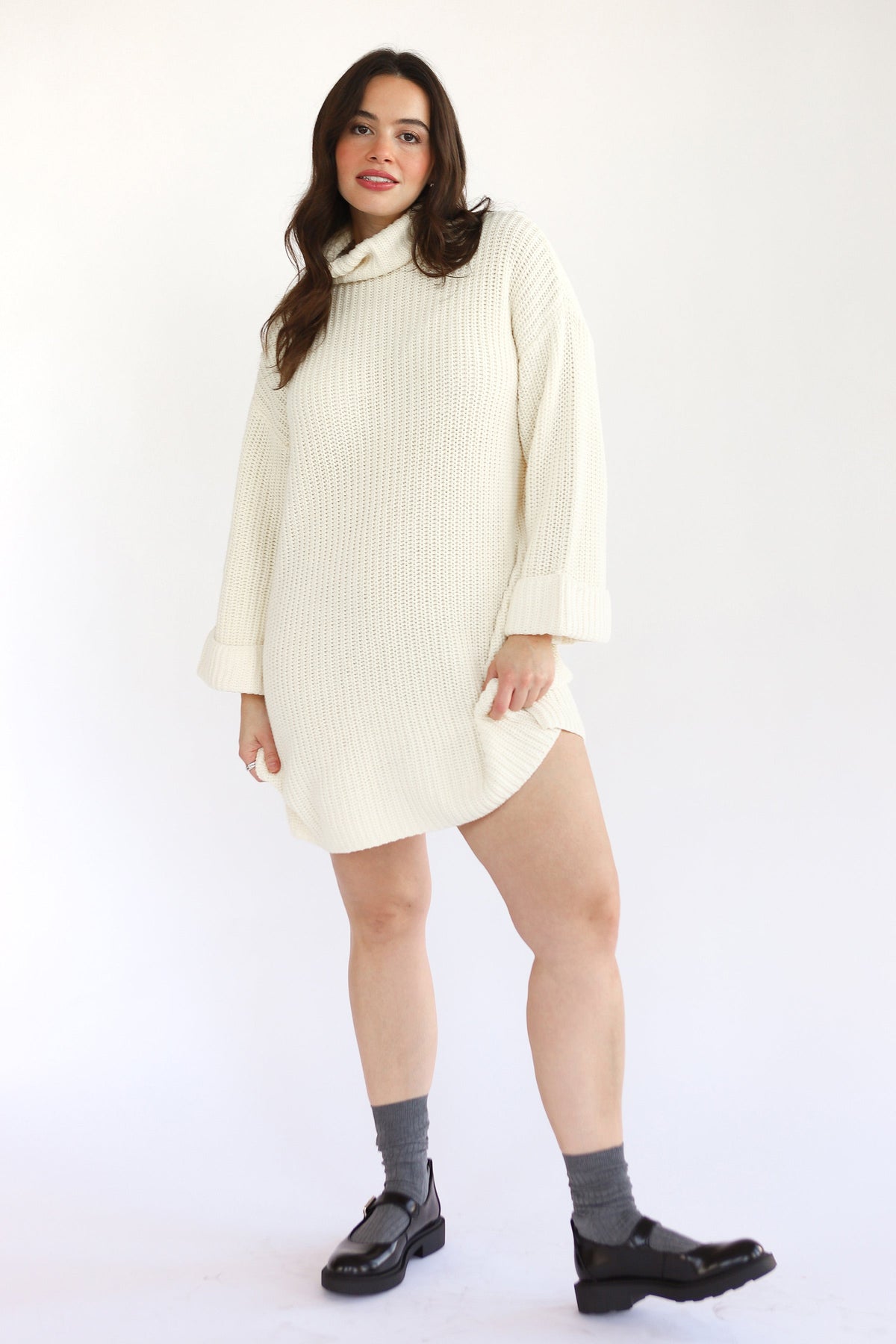 Callahan Knitwear - Baggy Turtleneck Mini Dress - Creme -