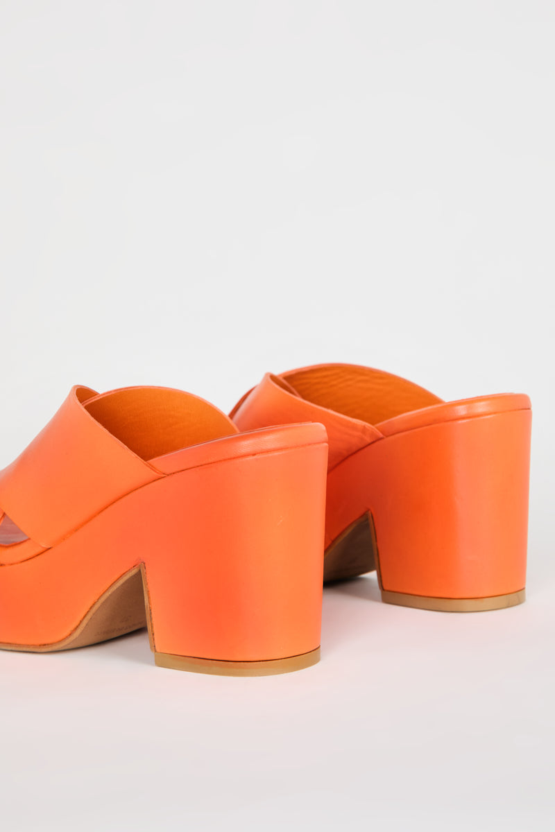 Dame Heeled Platform