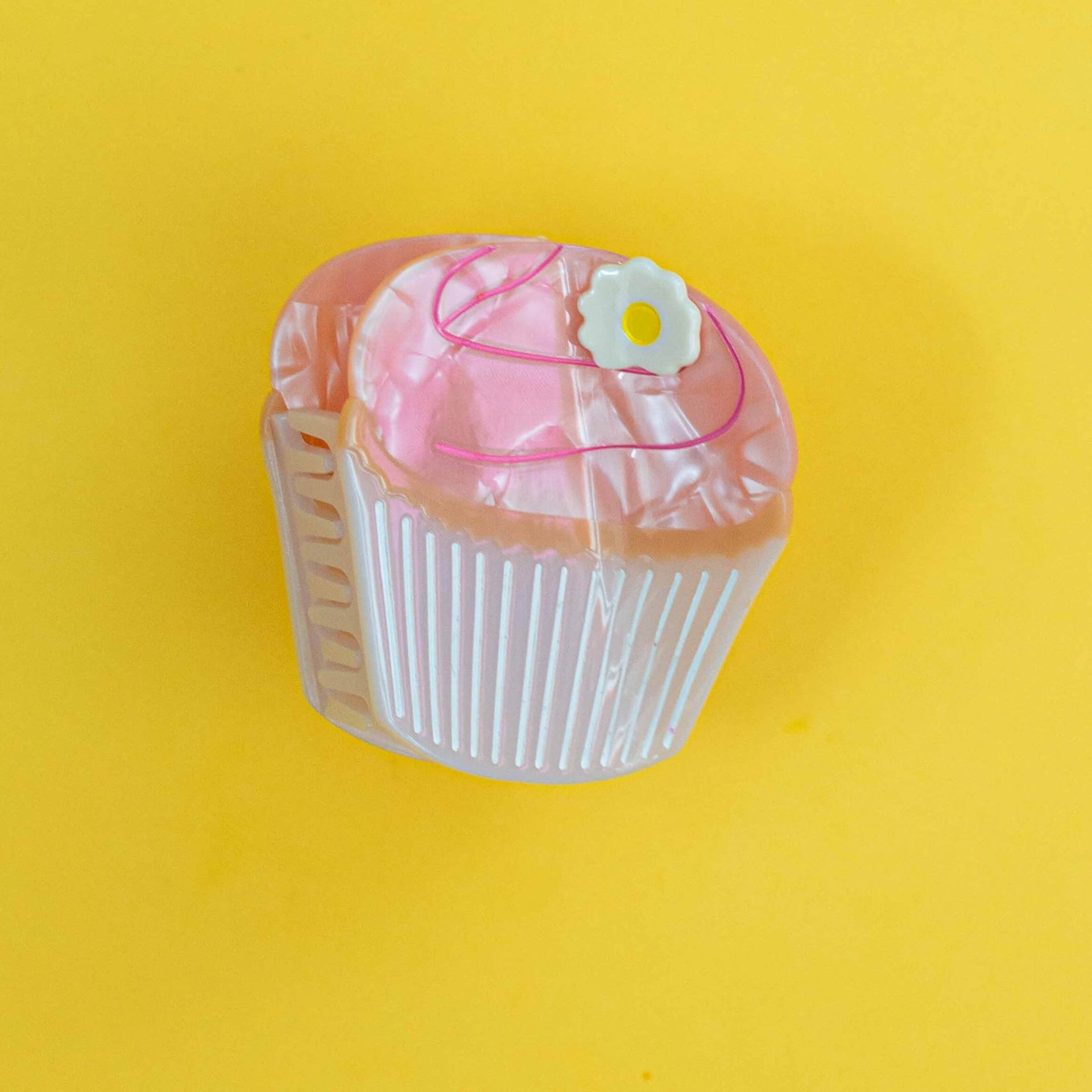 Jenny Lemons - Midi Carrie Cupcake Hair Claw Clip -