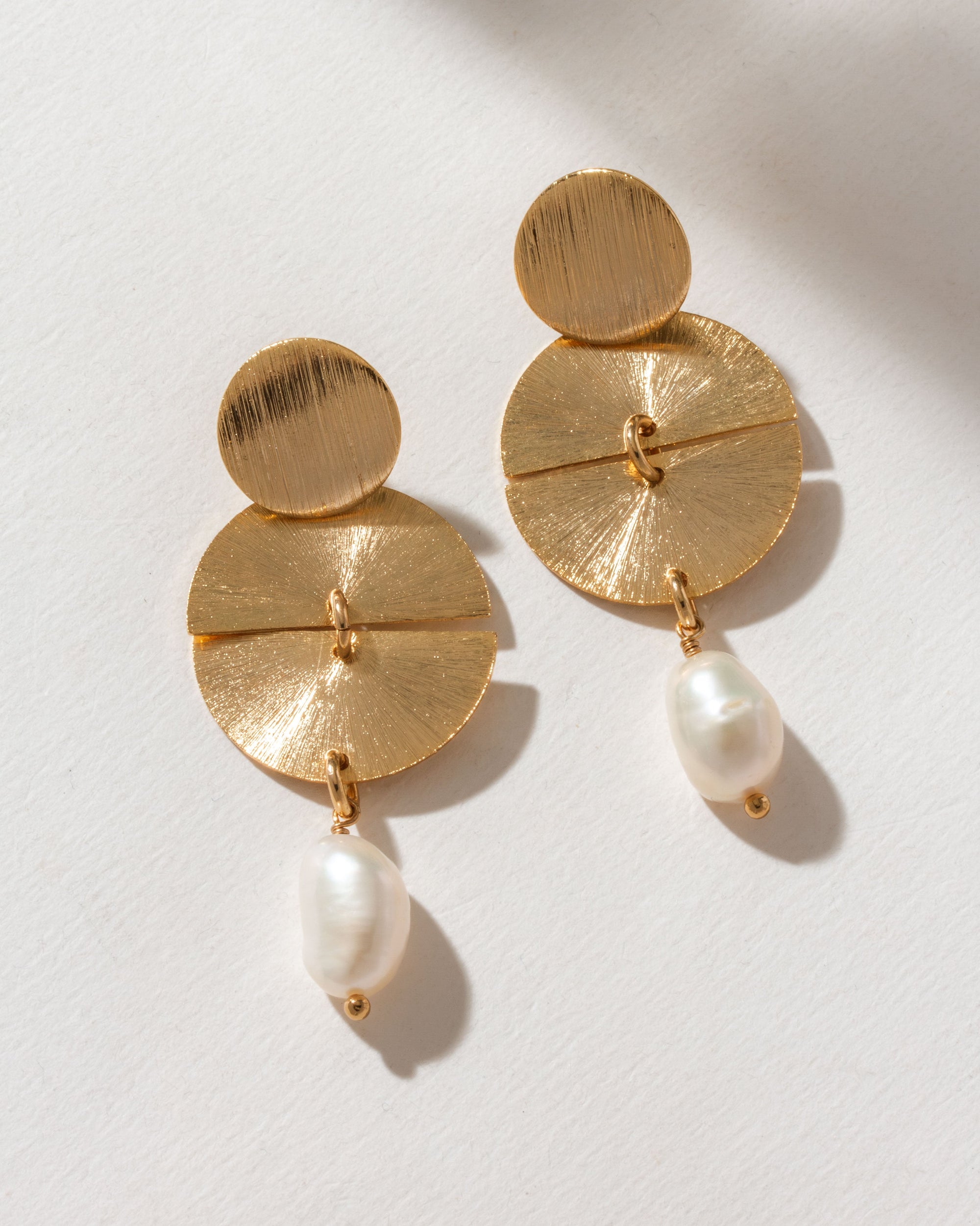 Luna Norte - Angles Of Attraction Pearl Post Earring -