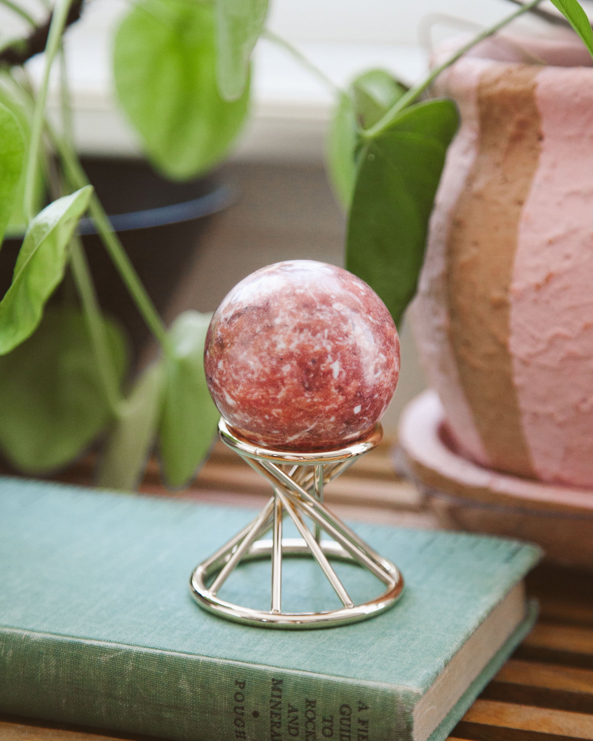 Luna Norte - Good Vibration's Pink Calcite Sphere On Stand Set -